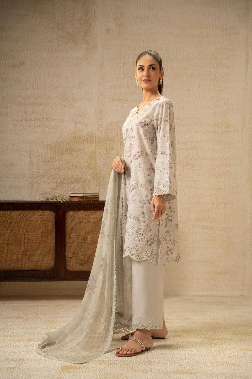 EMBROIDERED CHIKANKARI 3 PIECE SUIT - SKU: WFM35325