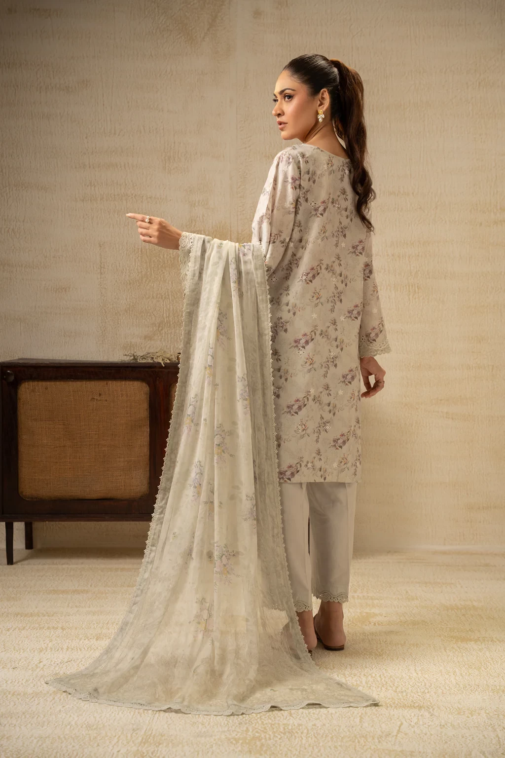 EMBROIDERED CHIKANKARI 3 PIECE SUIT - SKU: WFM35325