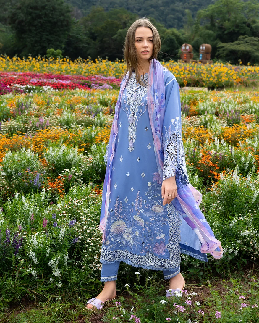 AZURE BLOOM - SKU: HUNSS26015AXS