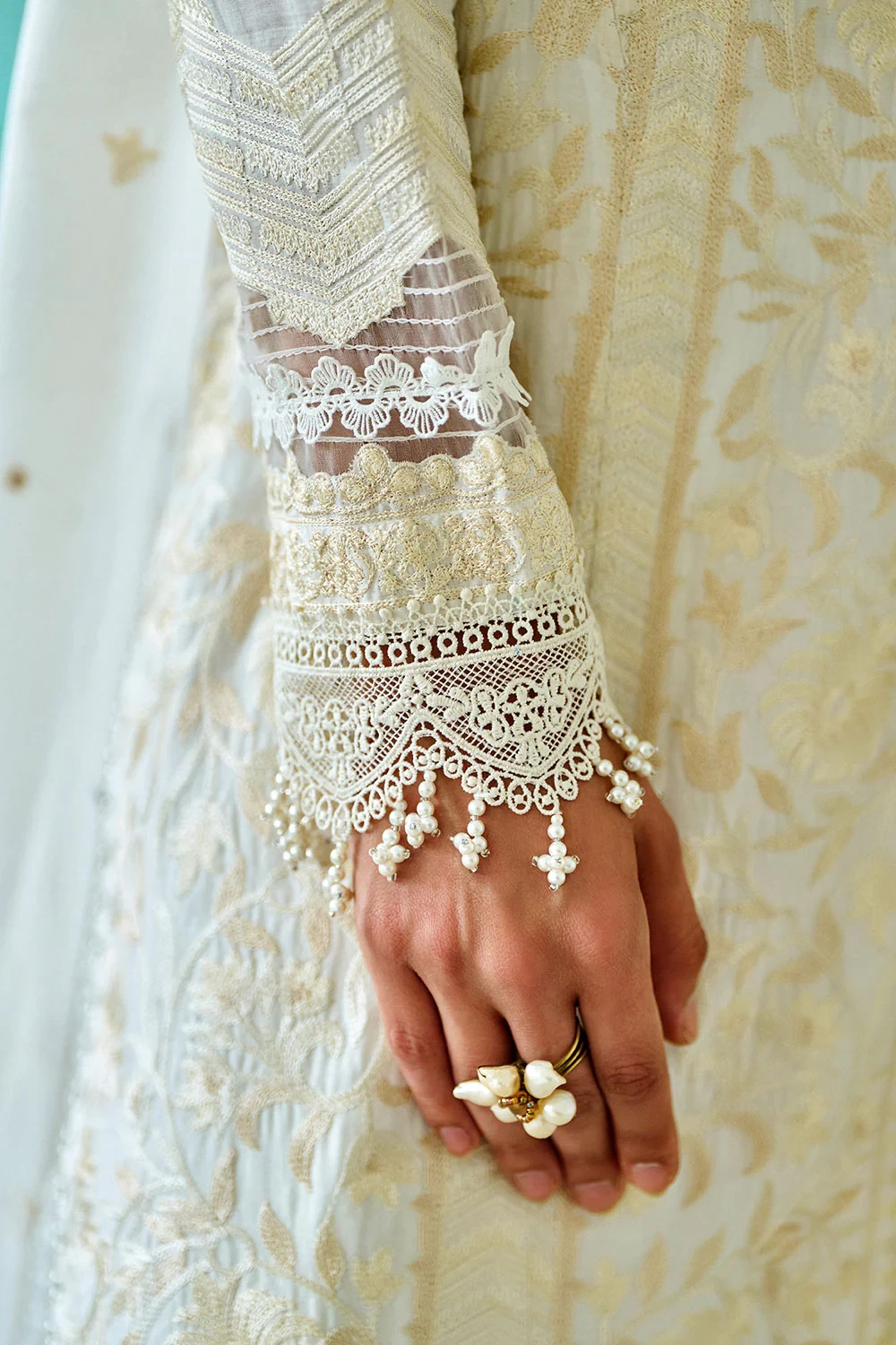 DESIGN 9A LUXURY LAWN EID EDITION 2026 - LEE26-9A