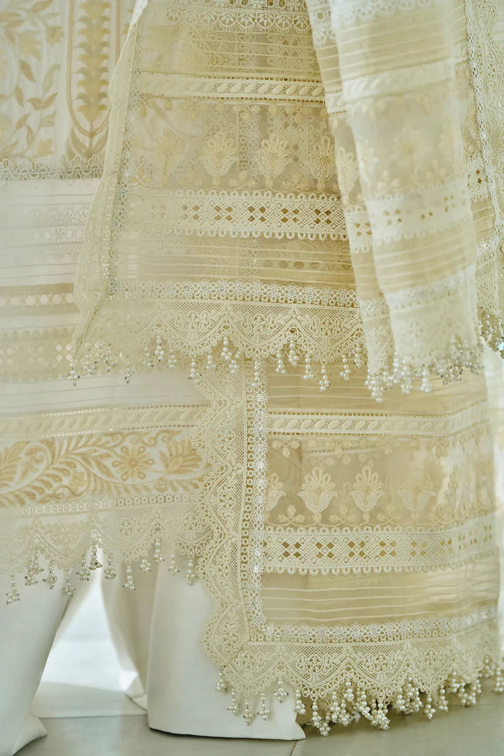 DESIGN 9A LUXURY LAWN EID EDITION 2026 - LEE26-9A