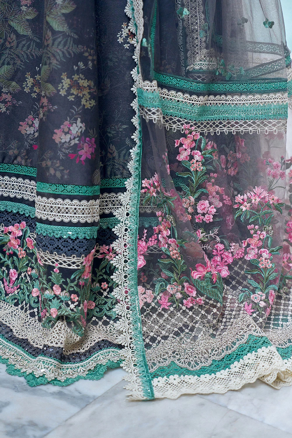 DESIGN 10A LUXURY LAWN EID EDITION 2026 - LEE26-10A