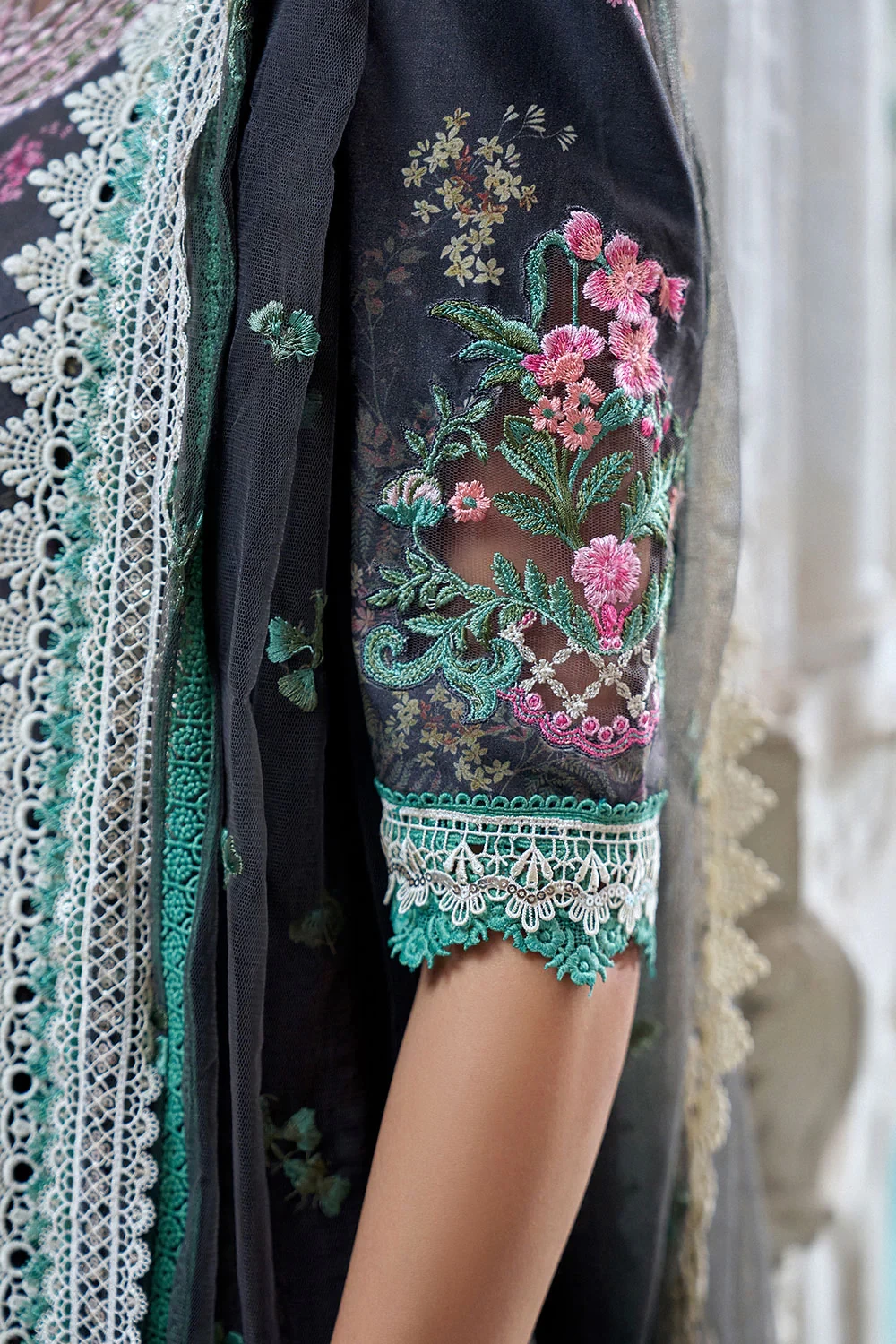 DESIGN 10A LUXURY LAWN EID EDITION 2026 - LEE26-10A
