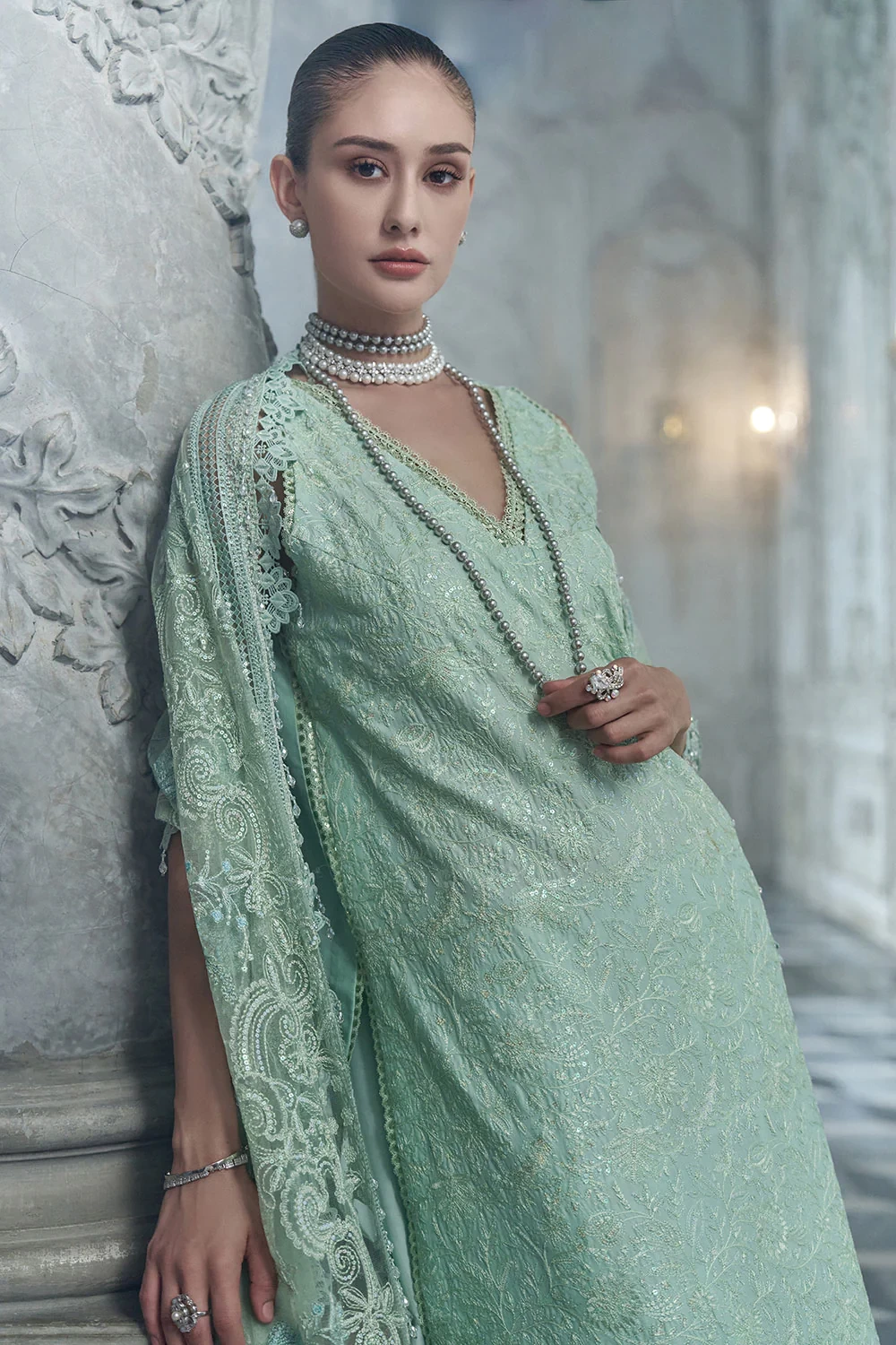 DESIGN 4B LUXURY LAWN EID EDITION 2026 - LEE26-4B
