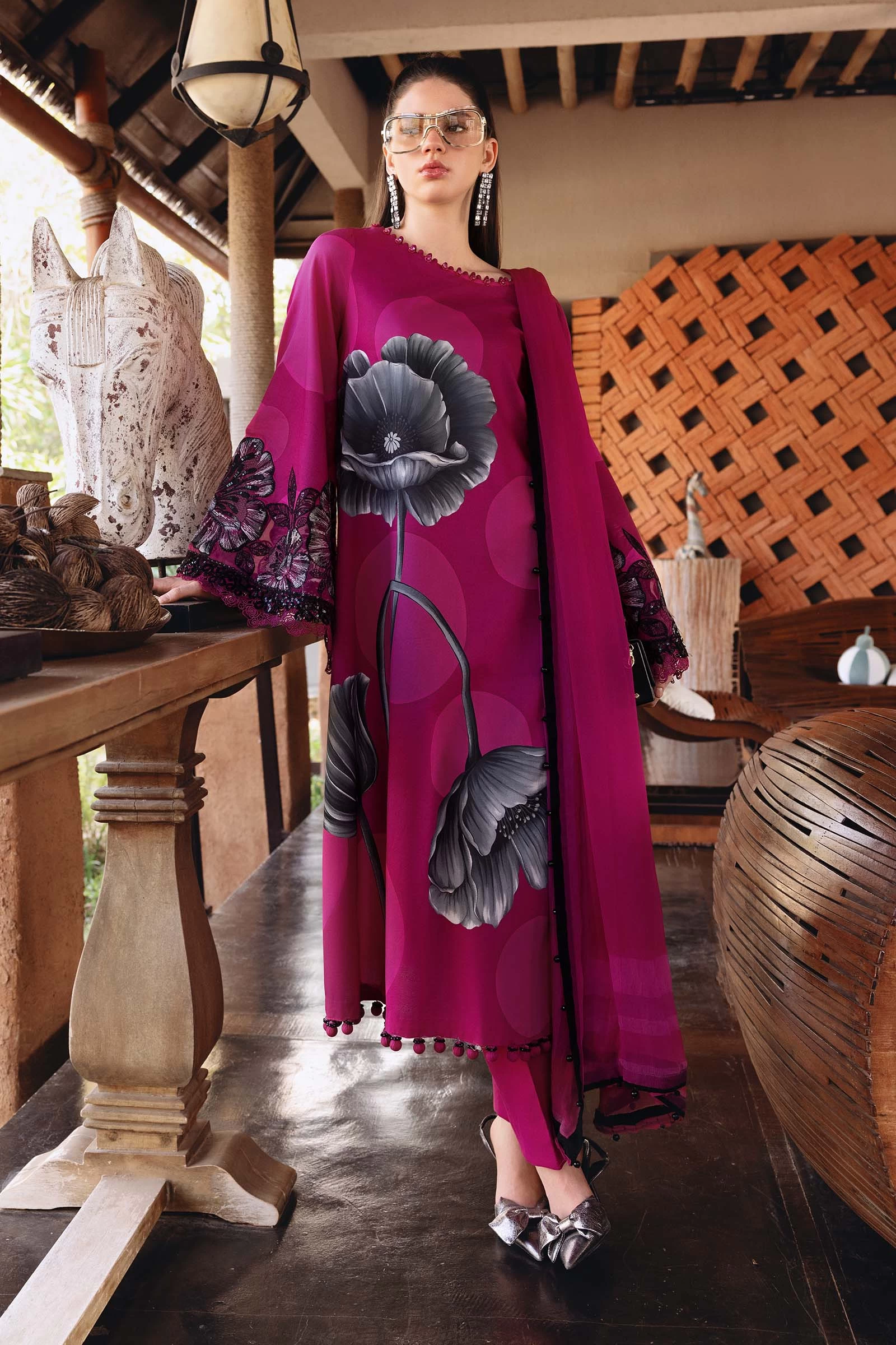 3 Piece Embroidered Lawn Suit - MPT-2913-B