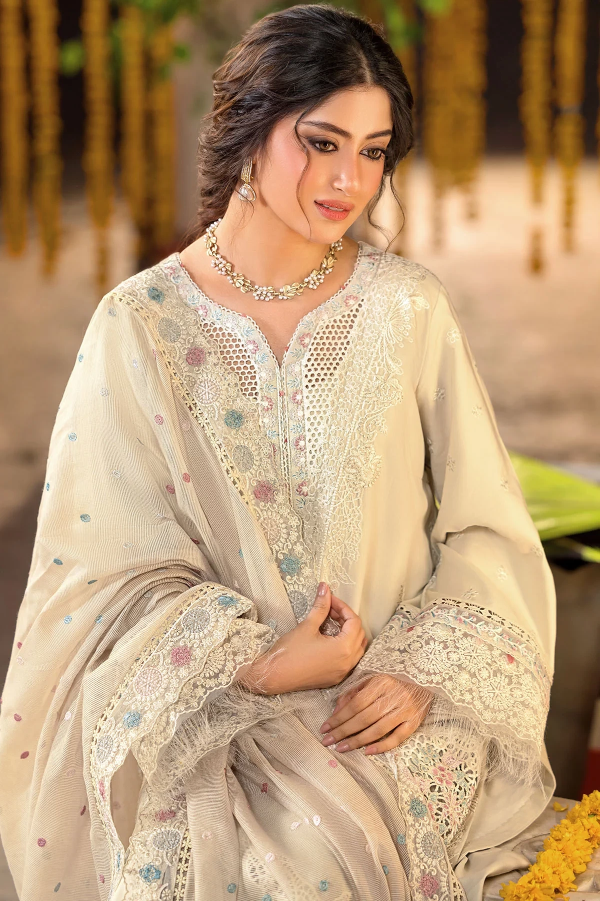 5919-SKYLAR EMBROIDERED LAWN MWU05919-999-SKYLAR