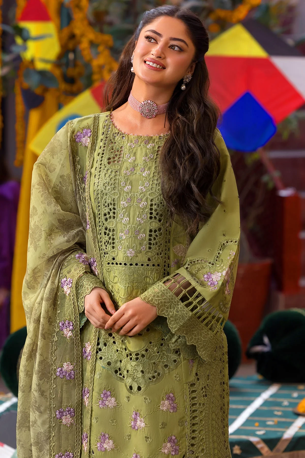 5932-NISA EMBROIDERED LAWN UNSTITCHED MWU05932-999-NISA