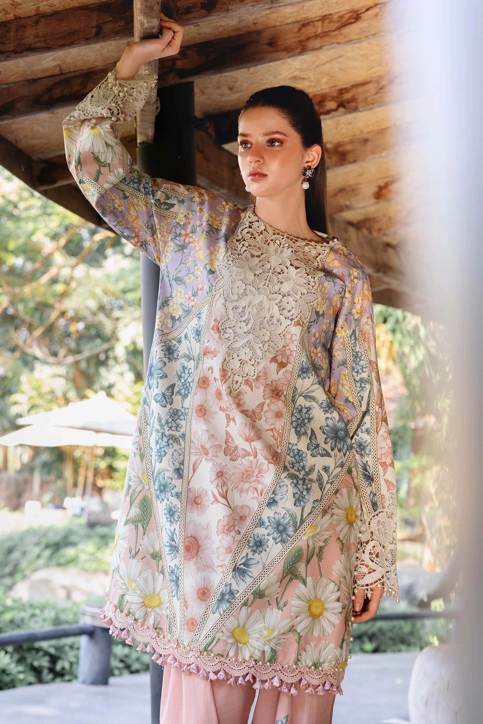 3 Piece Embroidered Lawn Suit - MPT-2910-B