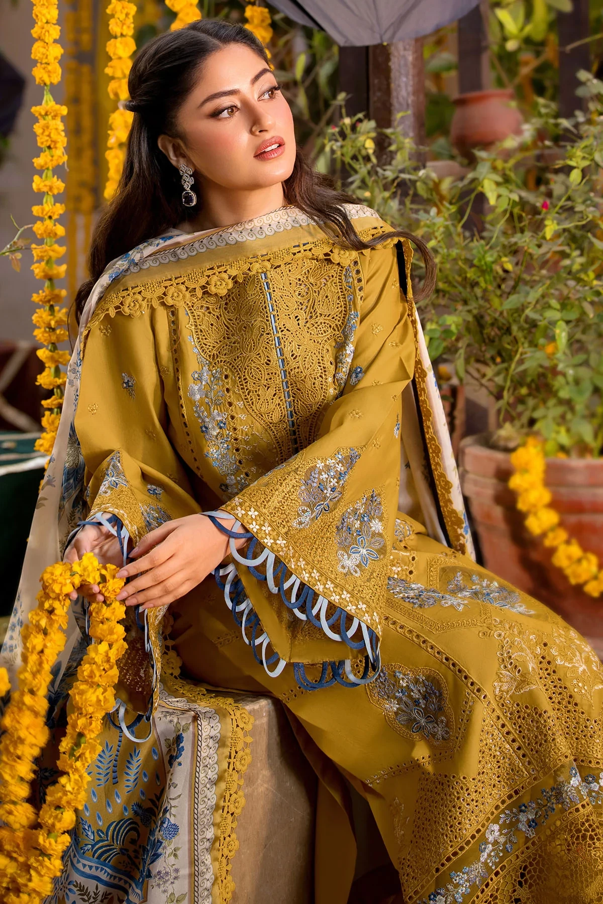 5937-ARABELLA EMBROIDERED LAWN MWU05937-999-ARABELLA