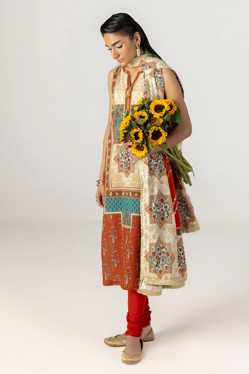 3 Piece Printed Lawn Suit with Printed Lawn Dupatta CL-62246 - W-FB-HT-26-455544