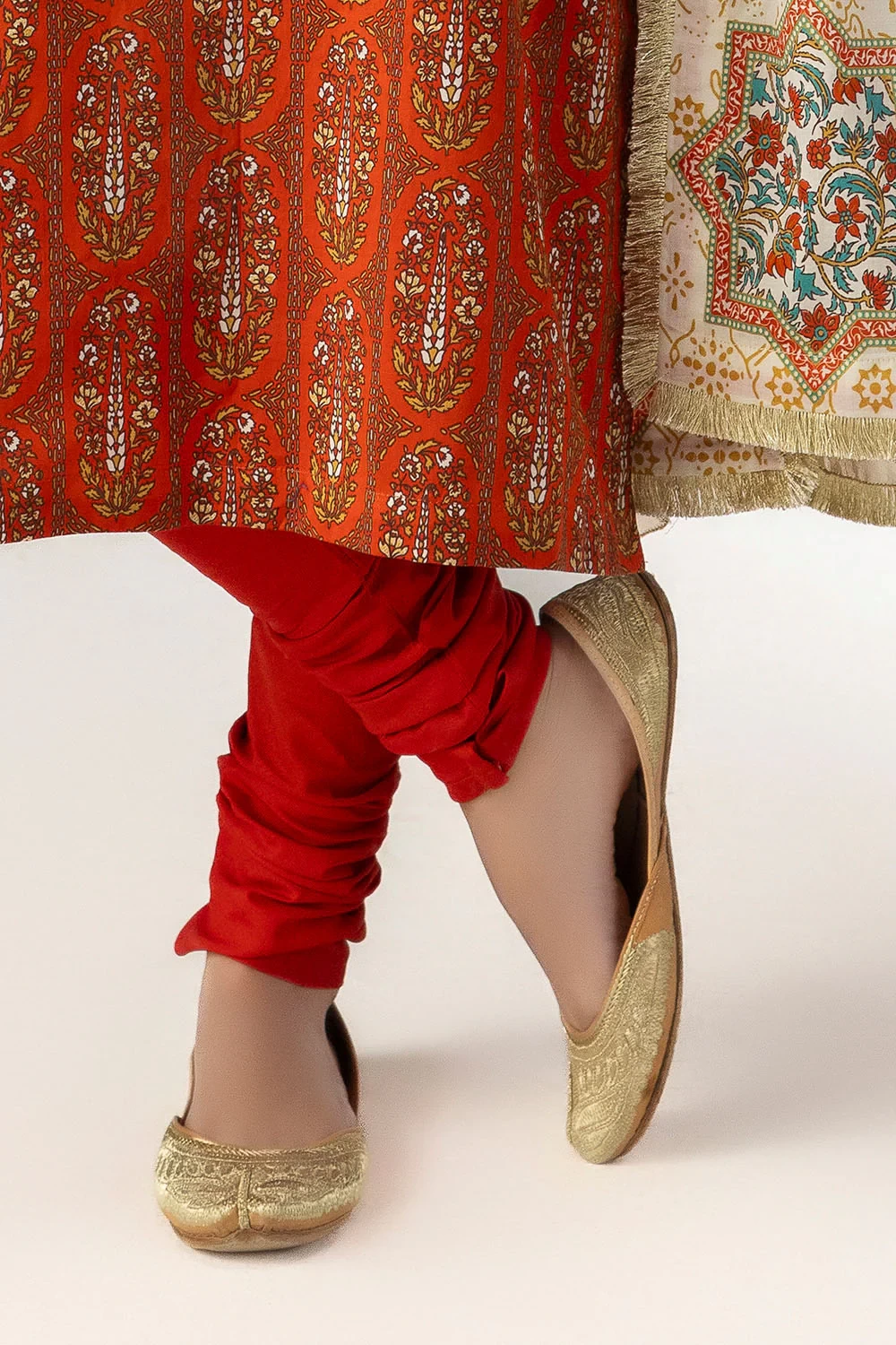 3 Piece Printed Lawn Suit with Printed Lawn Dupatta CL-62246 - W-FB-HT-26-455544