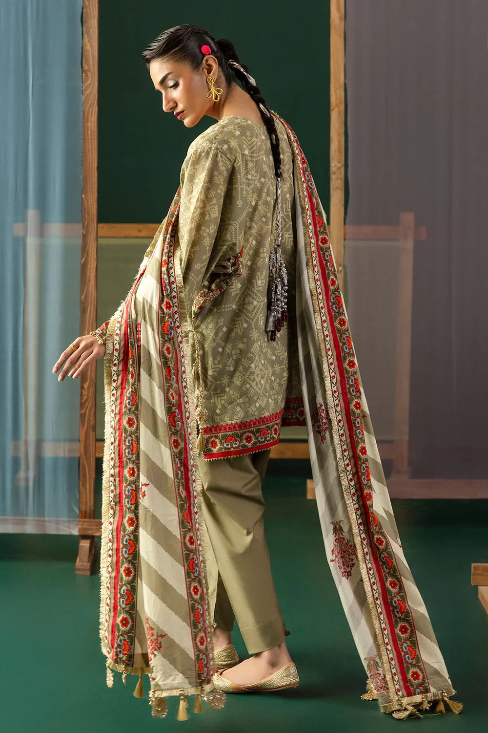 3 Piece Printed Lawn Suit with Dupatta CL-62247 - W-FB-HT-26-455542