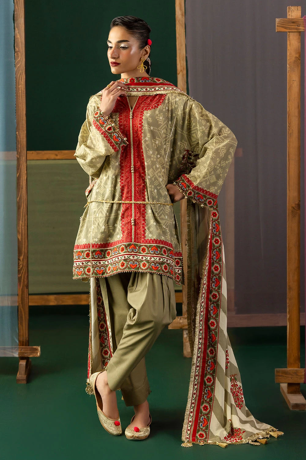 3 Piece Printed Lawn Suit with Dupatta CL-62247 - W-FB-HT-26-455542