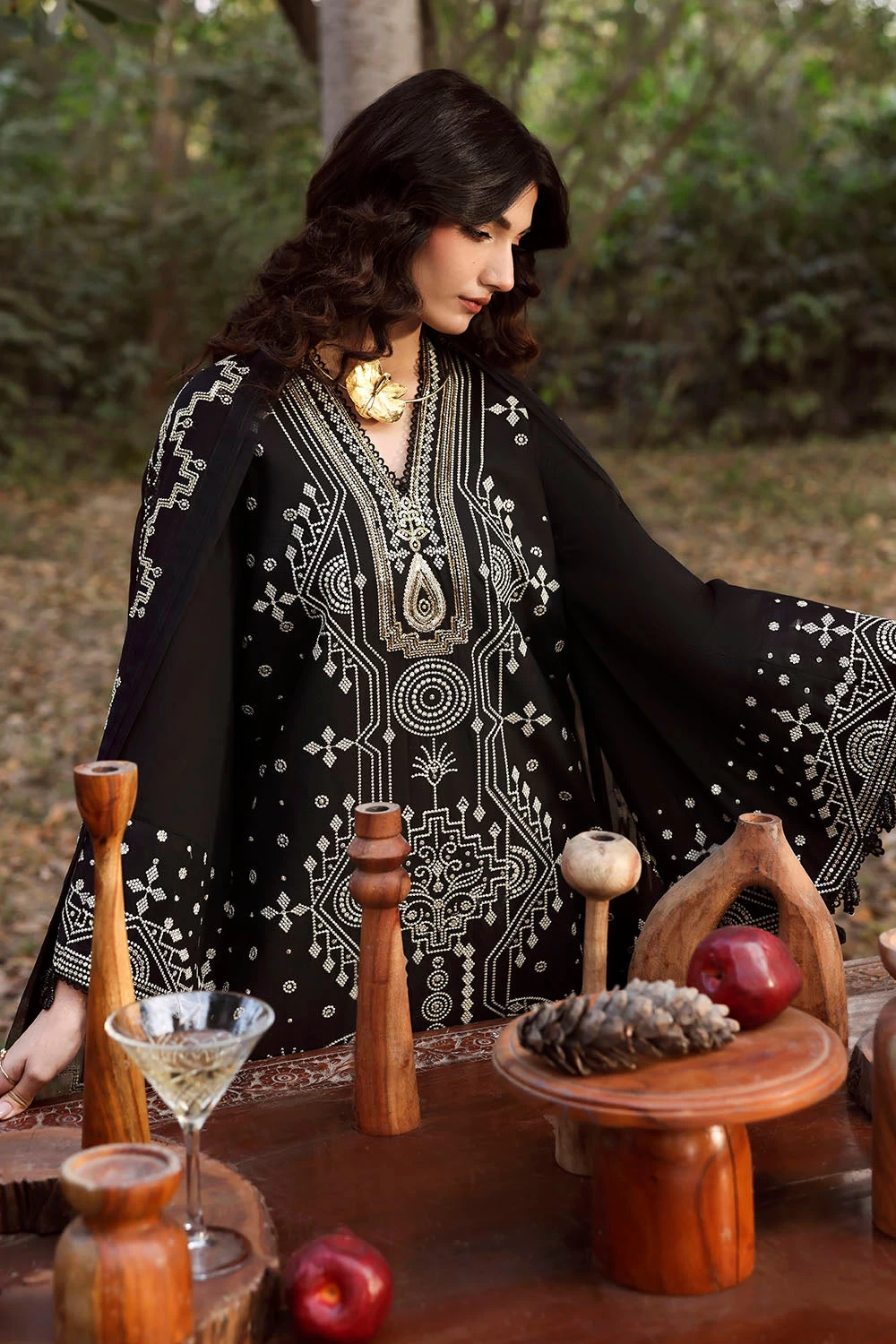 3 Piece Embroidered Lawn Suit with Embroidered Chiffon Dupatta KD-62006 - W-FB-L