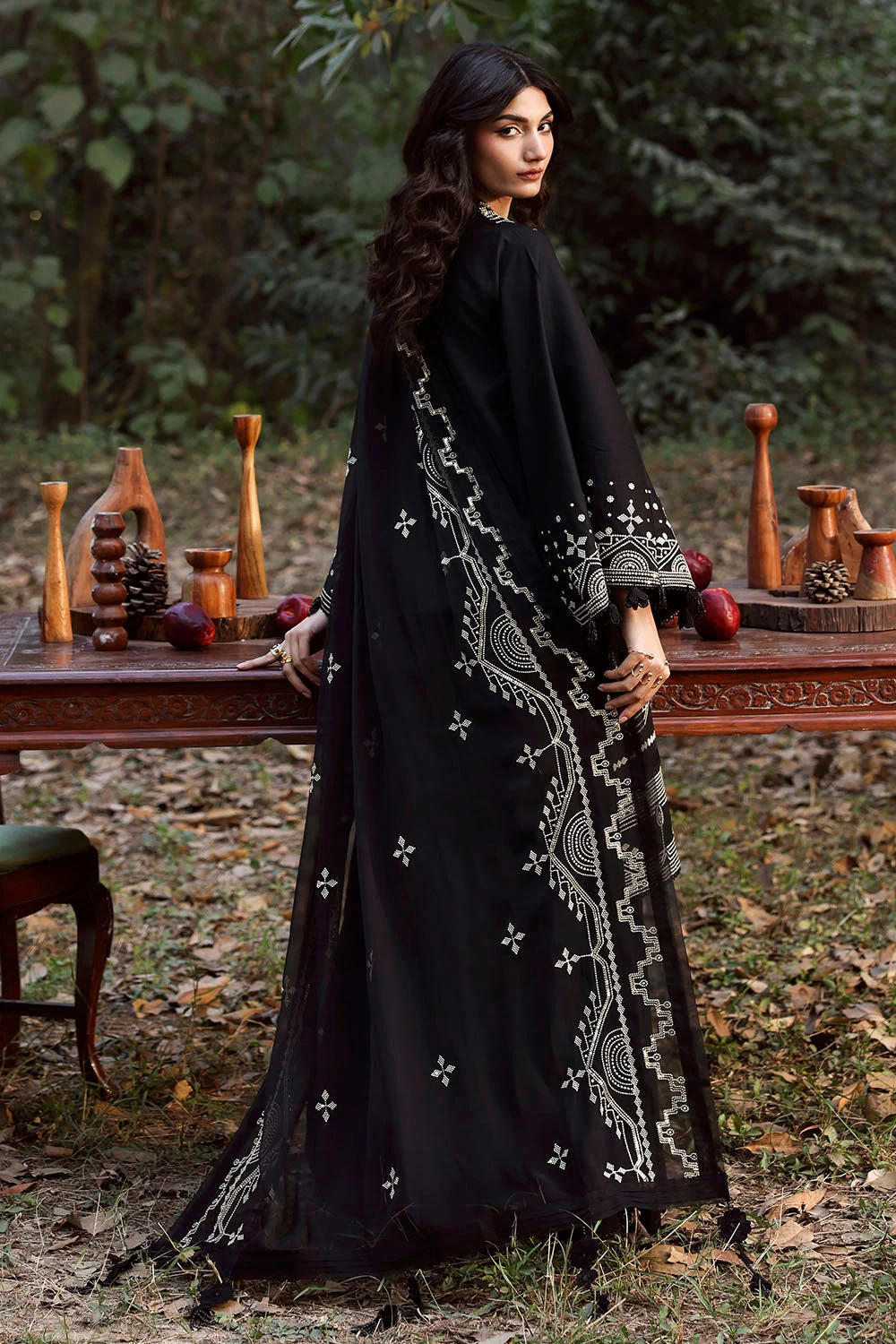 3 Piece Embroidered Lawn Suit with Embroidered Chiffon Dupatta KD-62006 - W-FB-L