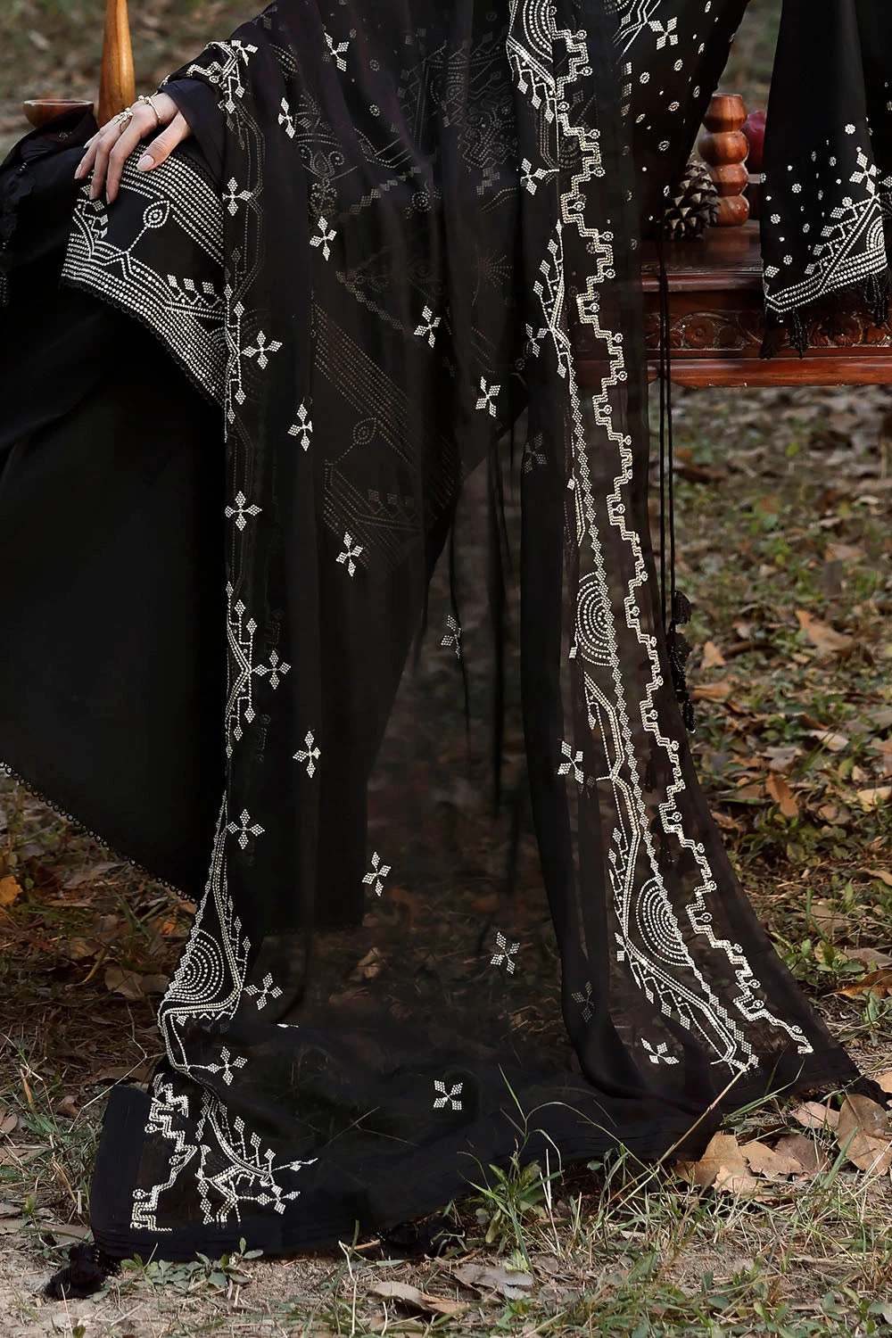 3 Piece Embroidered Lawn Suit with Embroidered Chiffon Dupatta KD-62006 - W-FB-L