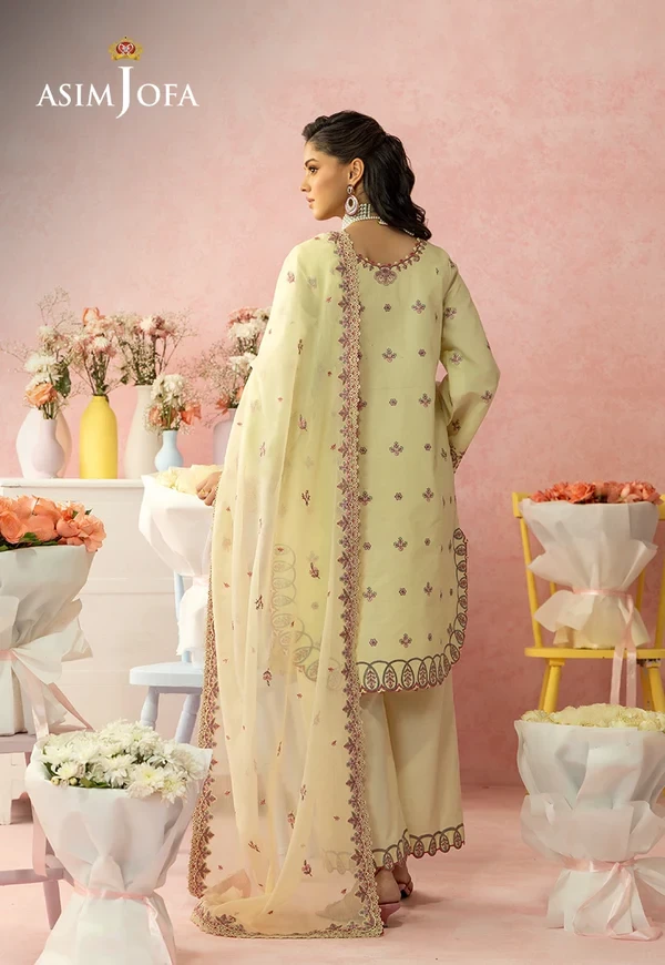 Embroidered Lawn 3 Pcs - SKU: AJULW-09-UNS