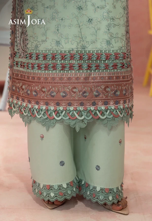 Embroidered Lawn 3 Pcs - SKU: AJULW-08-UNS