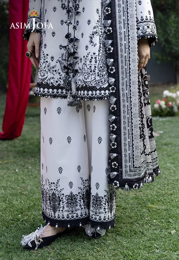 Embroidered Lawn 3 Pcs - SKU: AJULW-04-UNS