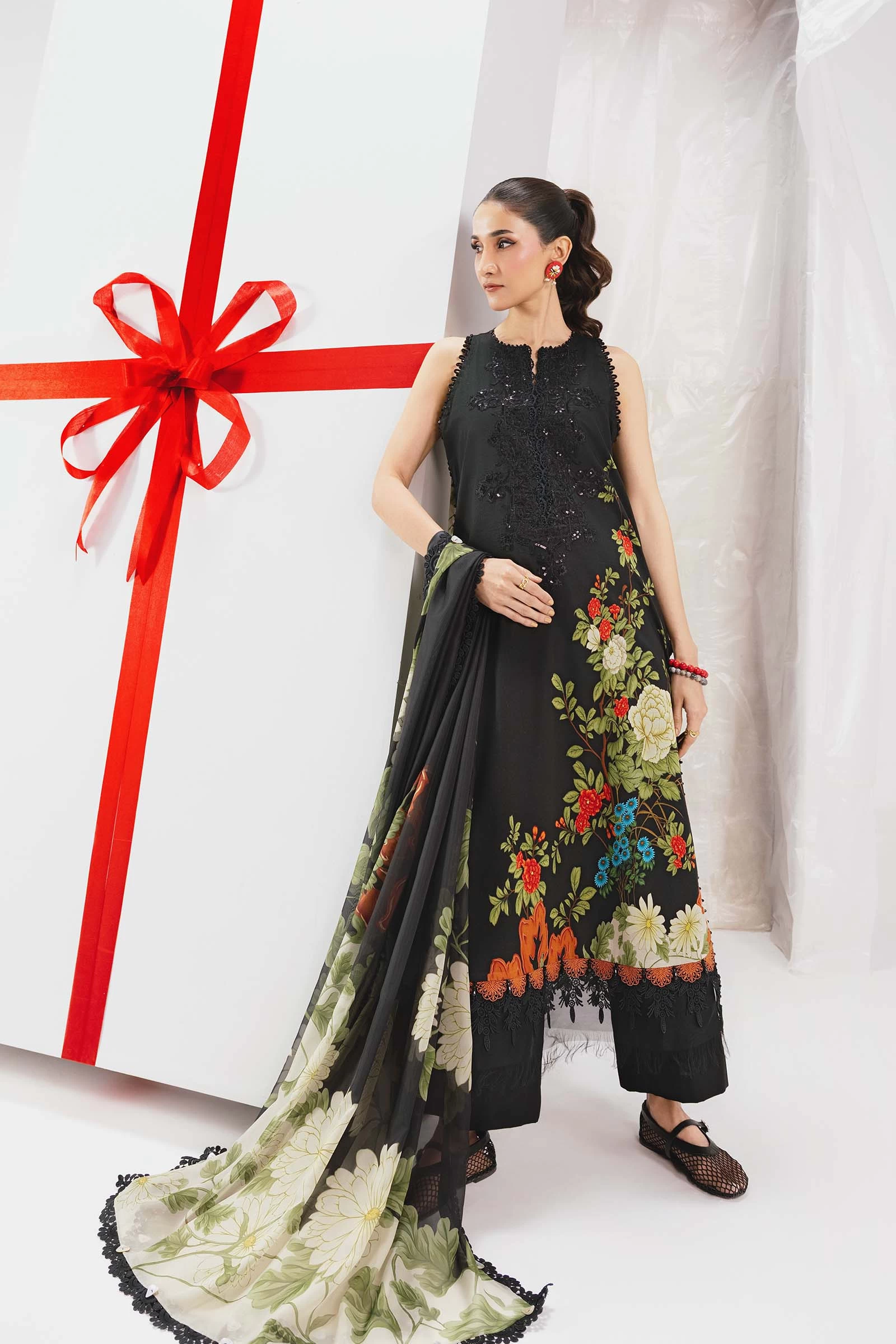 3 Pc Embroidered Lawn Suit - #MB-CUSV13-12B