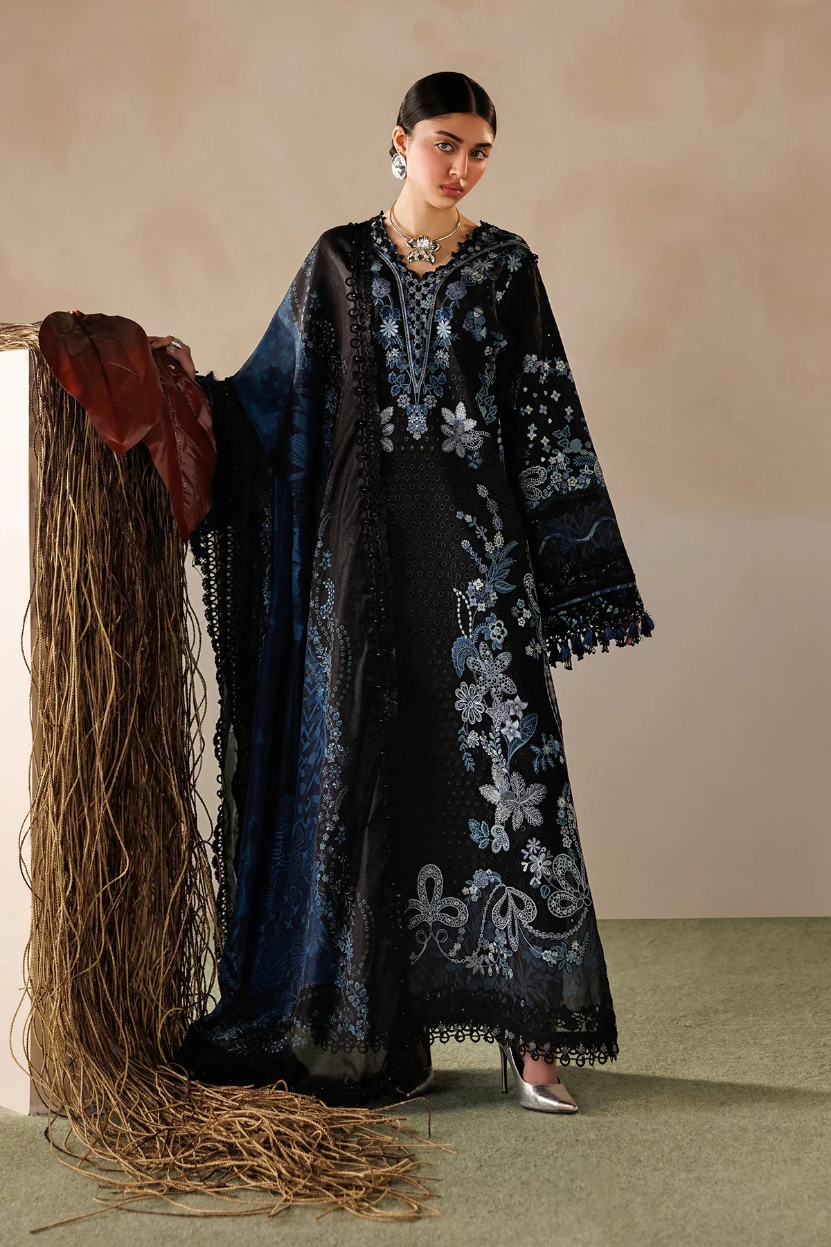 EMBROIDERED LAWN EL26-D08 - ELU26D08