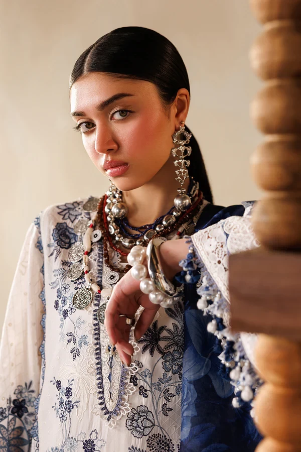 EMBROIDERED LAWN EL26-D06 - ELU26D06