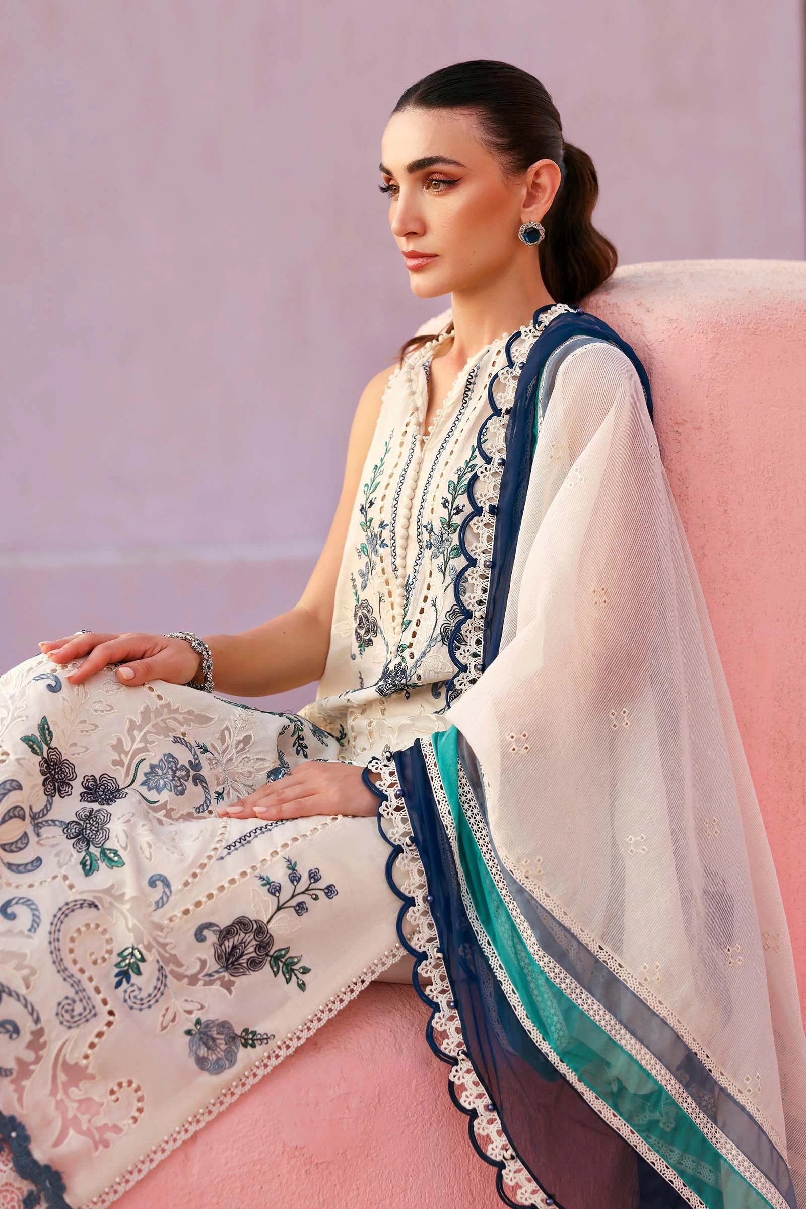 3 Piece  Embroidered Jacquard Lawn Suit - D-2609-B-Default