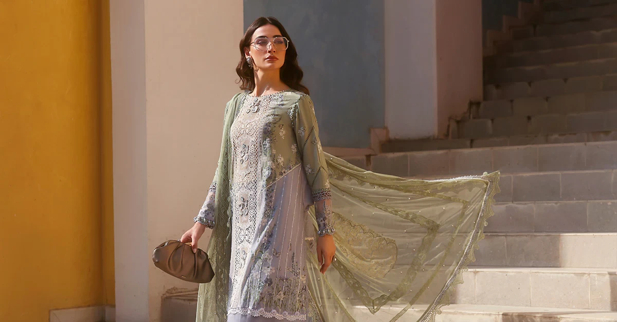 3 Piece Embroidered Lawn Suit - D-2606-B-Default