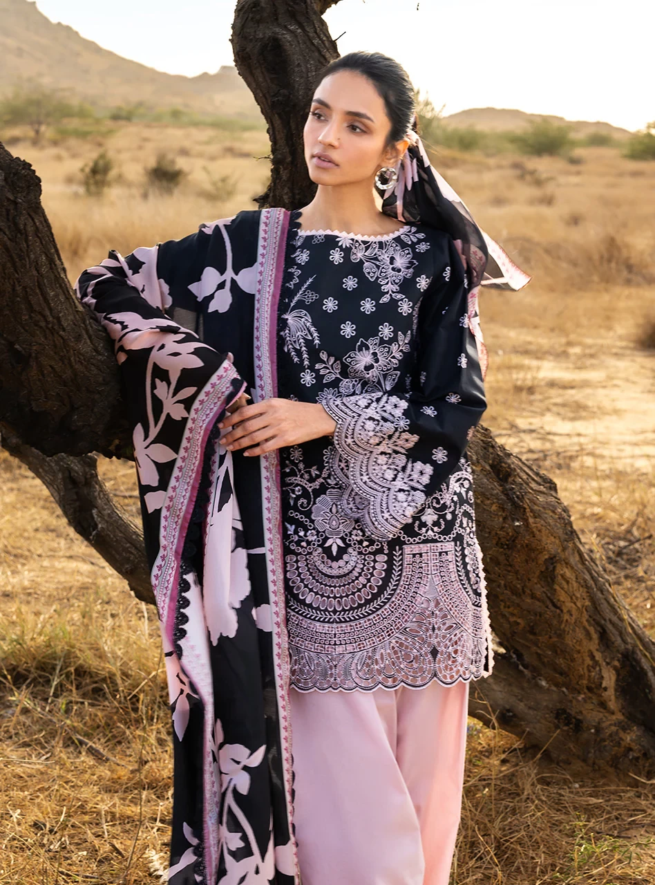 Lyara 09 - LYARA-D4-UNS-BLACK-ONESIZE