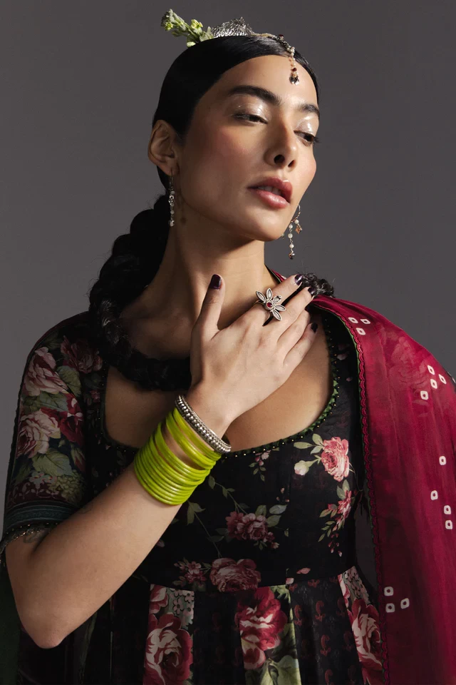 Shehzadi-D5 - ZAL26-D5-Default-R
