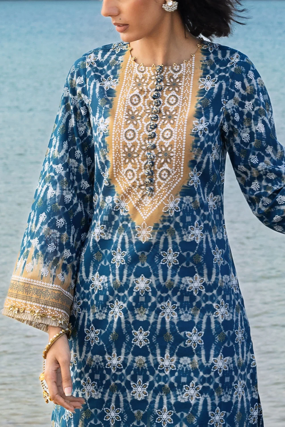 3 Piece Lacquer Printed Lawn Suit with Lacquer Printed Lawn Dupatta and Dyed Tro