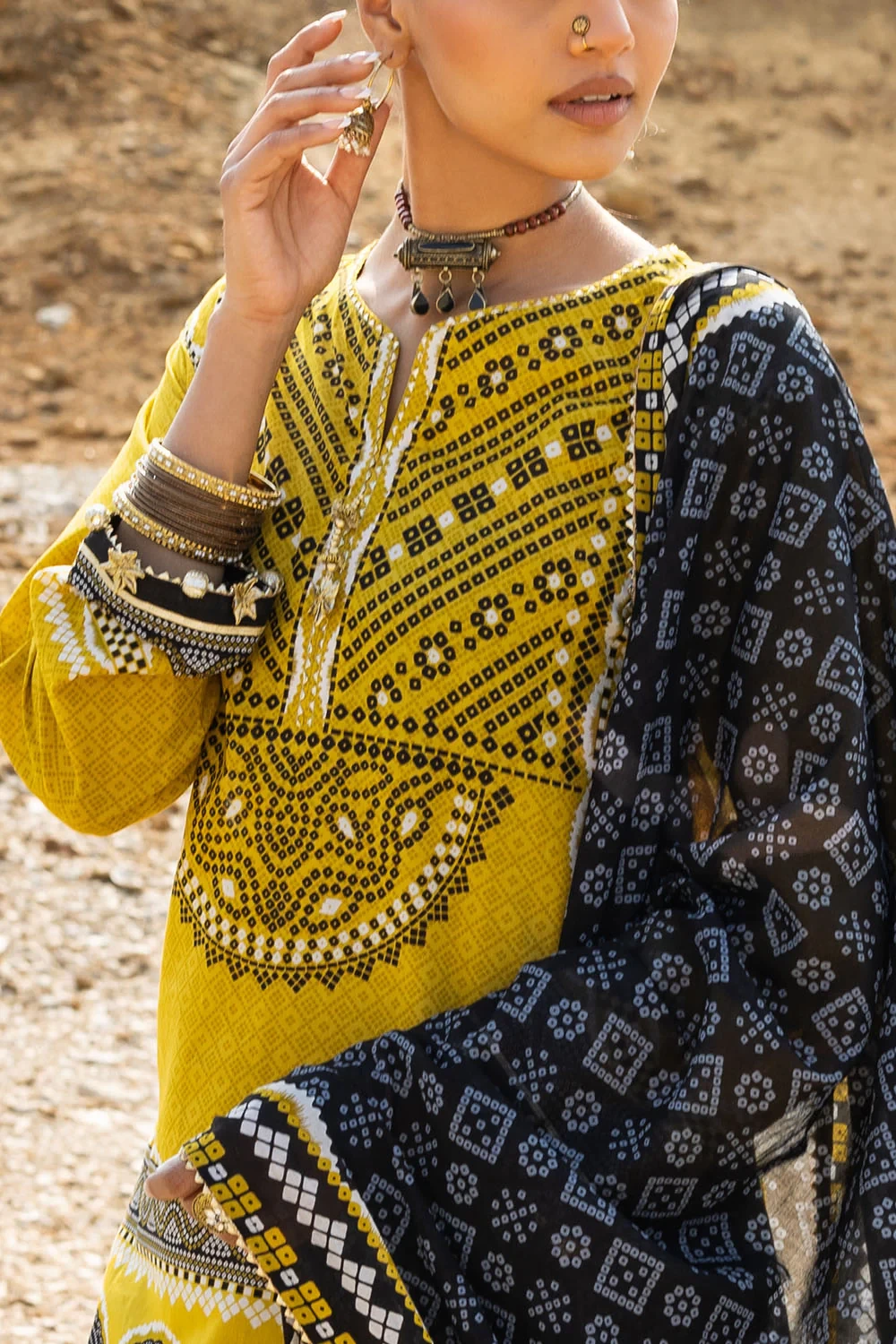 3 Piece Printed Lawn Suit CL-62173 B - W-FB-CHU-26-455501