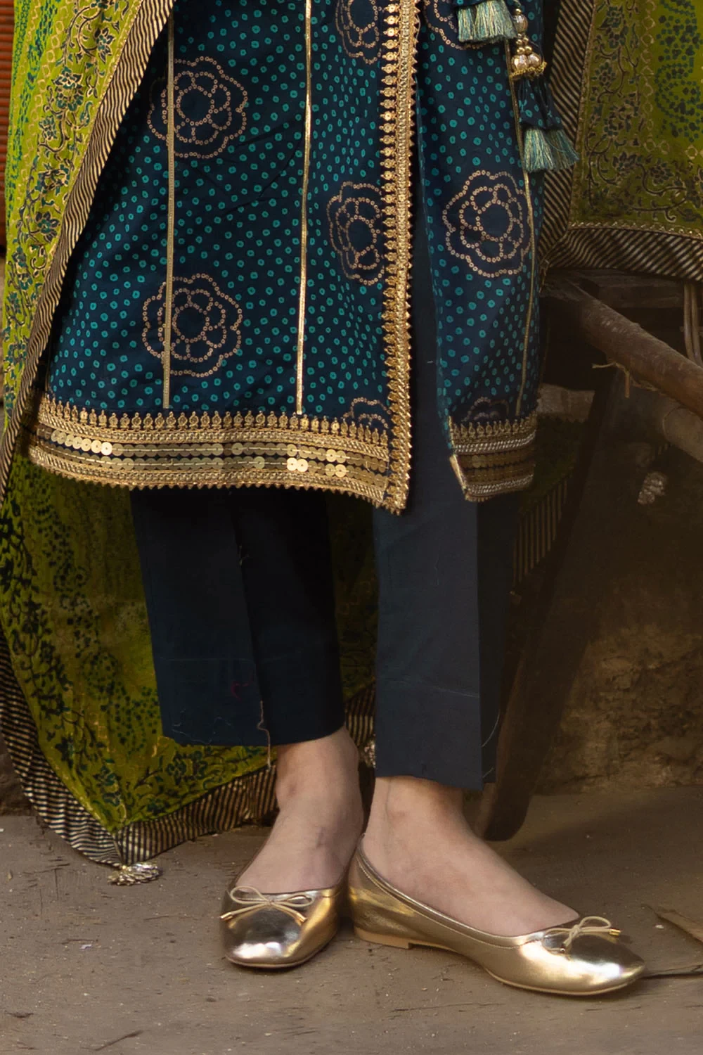 3 Piece Gold and Lacquer Printed Lawn Suit with Gold and Lacquer Printed Chiffon