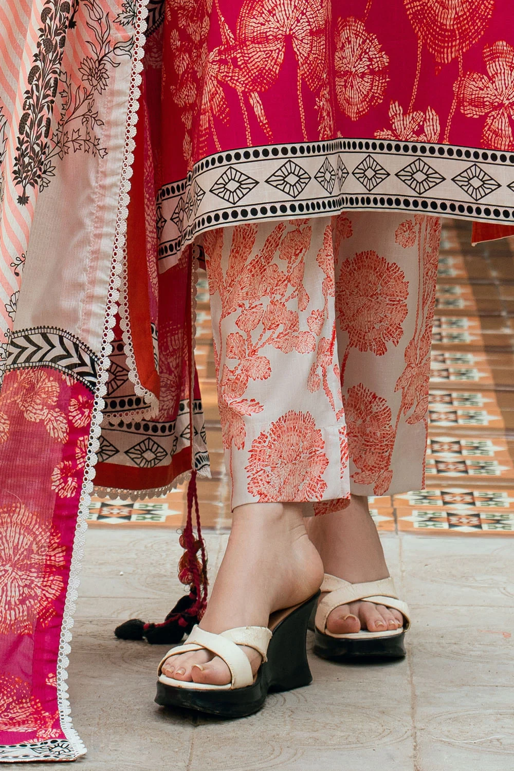 3 Piece Printed Cross Hatch Suit with Lawn Dupatta CH-62021 - W-FB-DR-26-455517