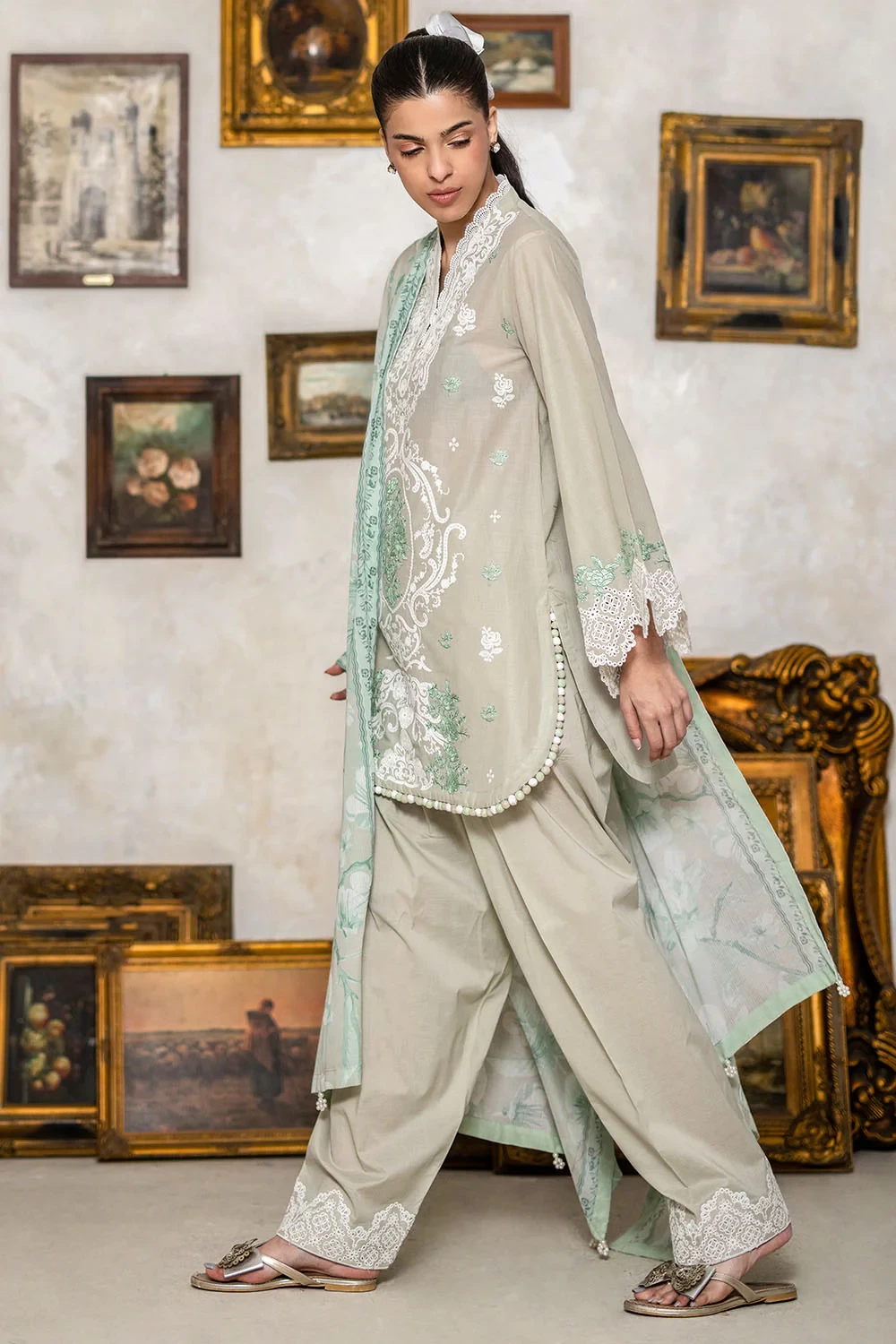 3 Piece Embroidered Lawn Suit with Denting Lawn Dupatta and Border DN-62027 - W-