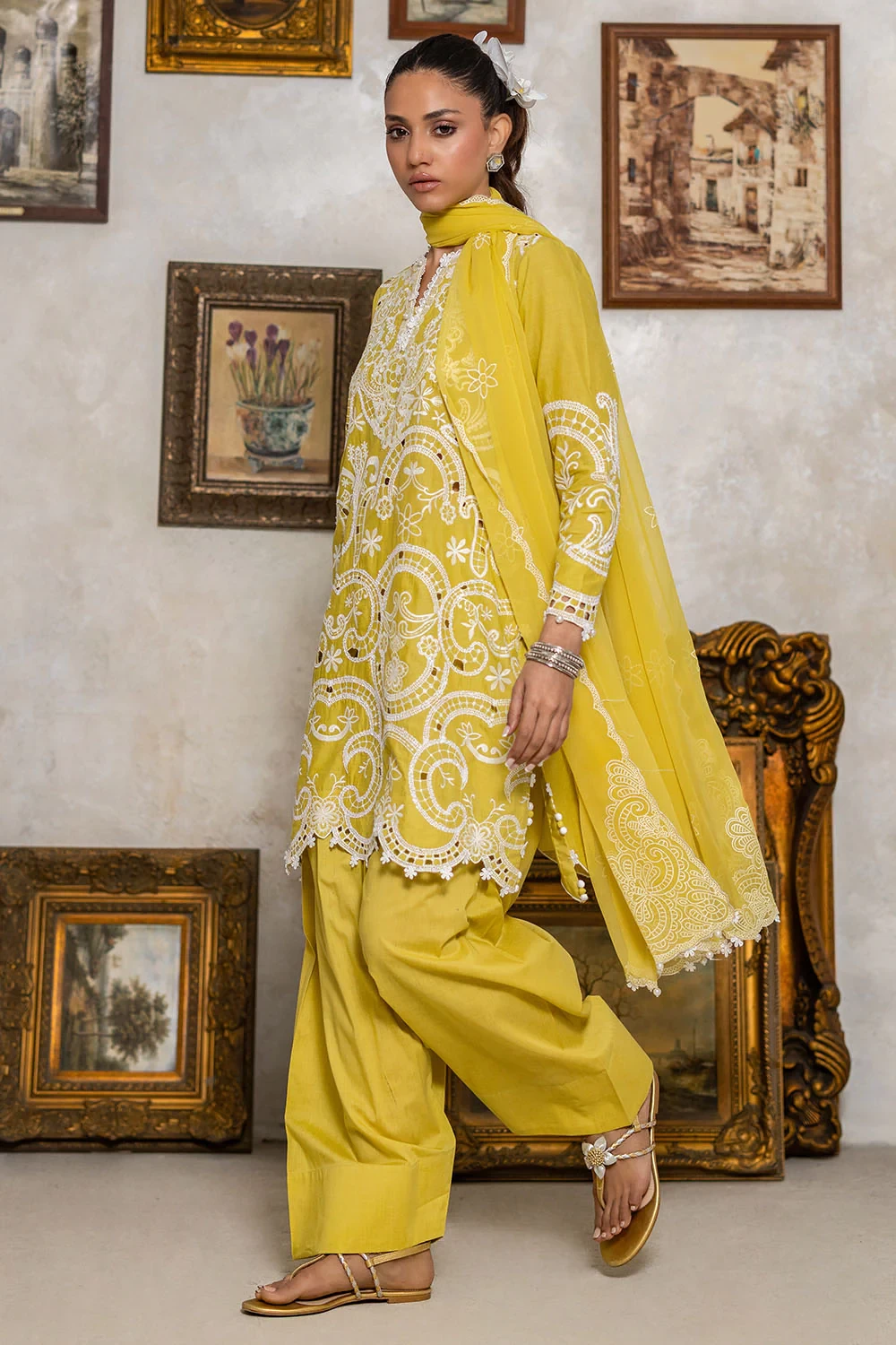 3 Piece Embroidered Lawn Suit with Lacquer Printed Chiffon Dupatta BM-62019 -  W