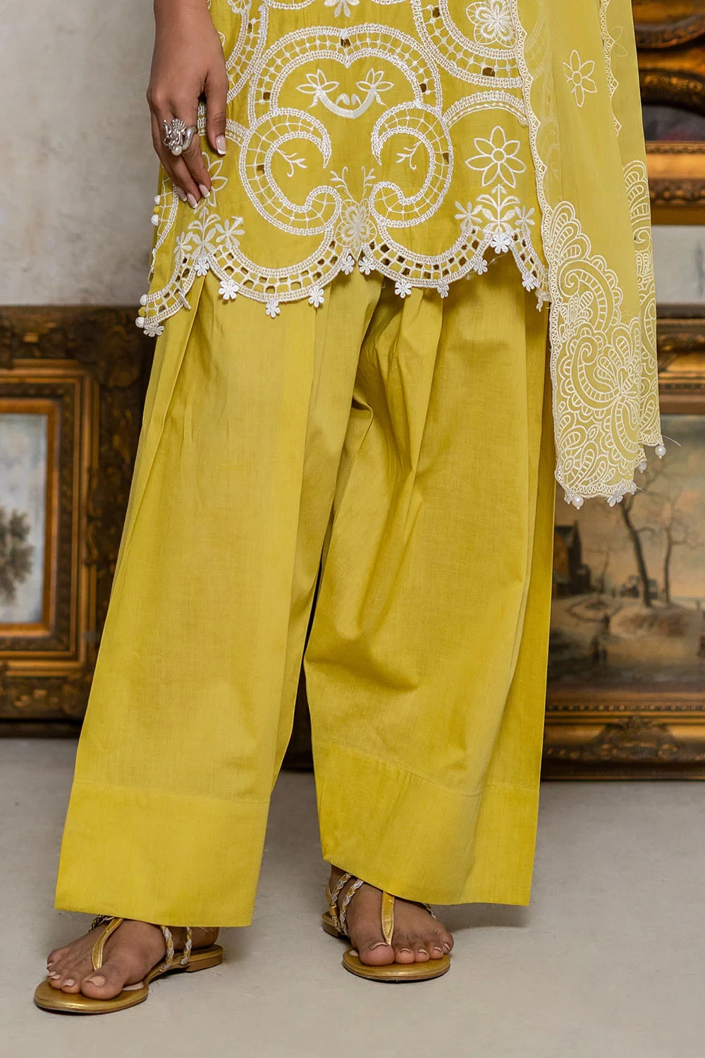 3 Piece Embroidered Lawn Suit with Lacquer Printed Chiffon Dupatta BM-62019 -  W