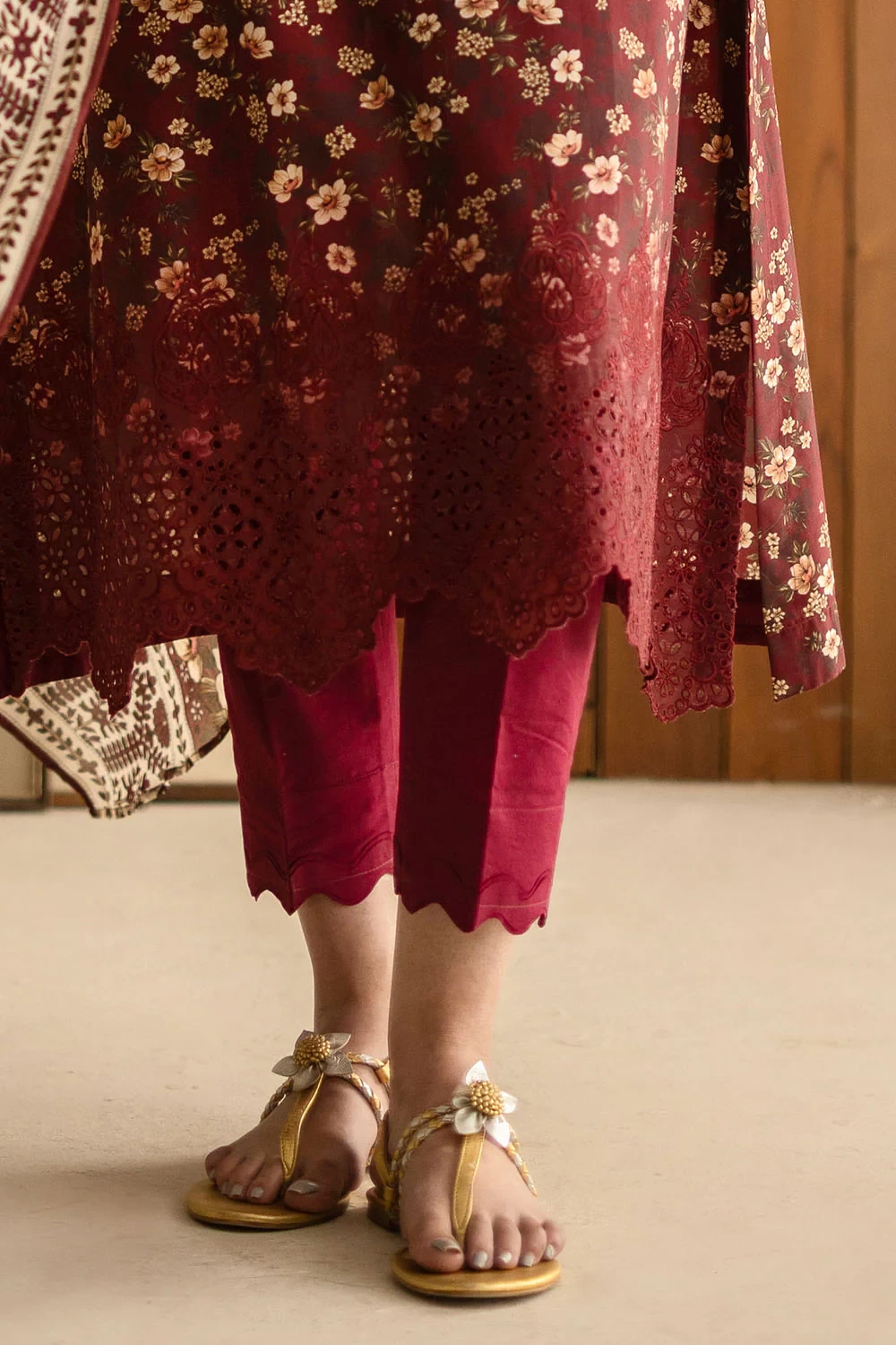 3 Piece Embroidered Printed Lawn Suit with Chiffon Dupatta BM-62023 - W-FB-FS-26