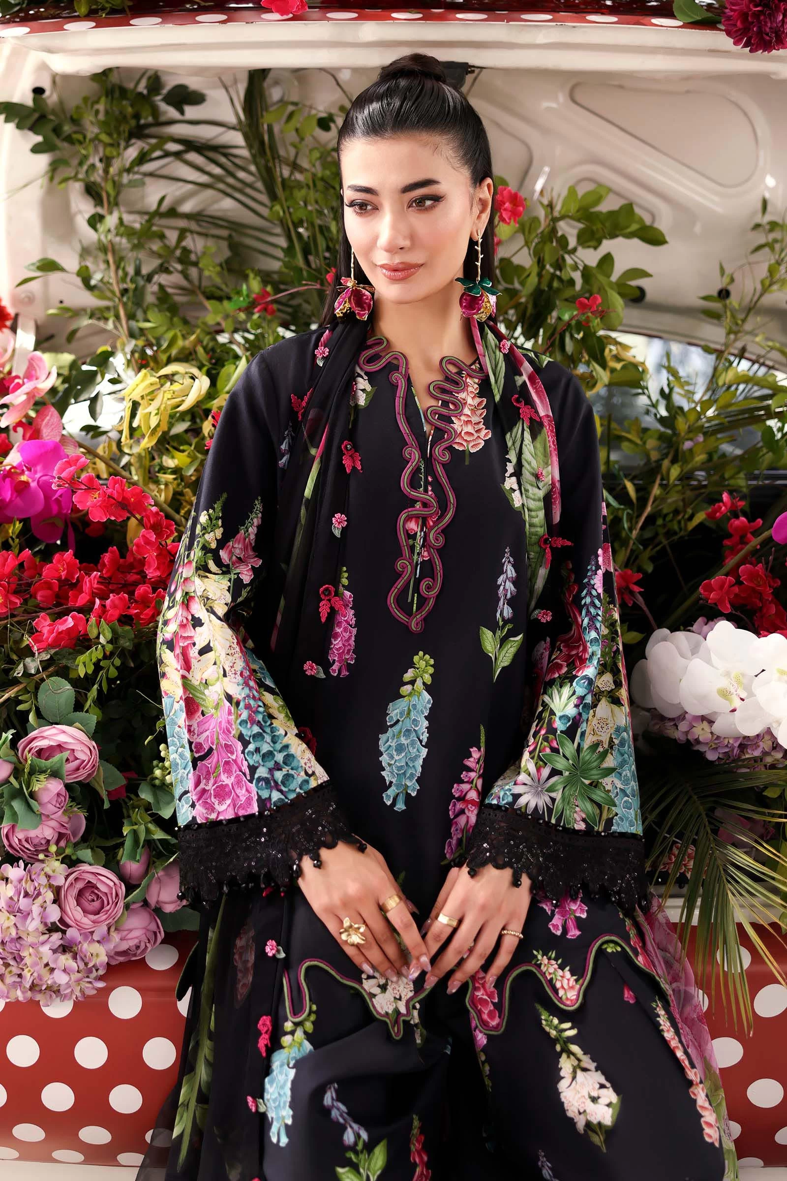 3 Piece  Embroidered Lawn Suit - MPT-3005-B