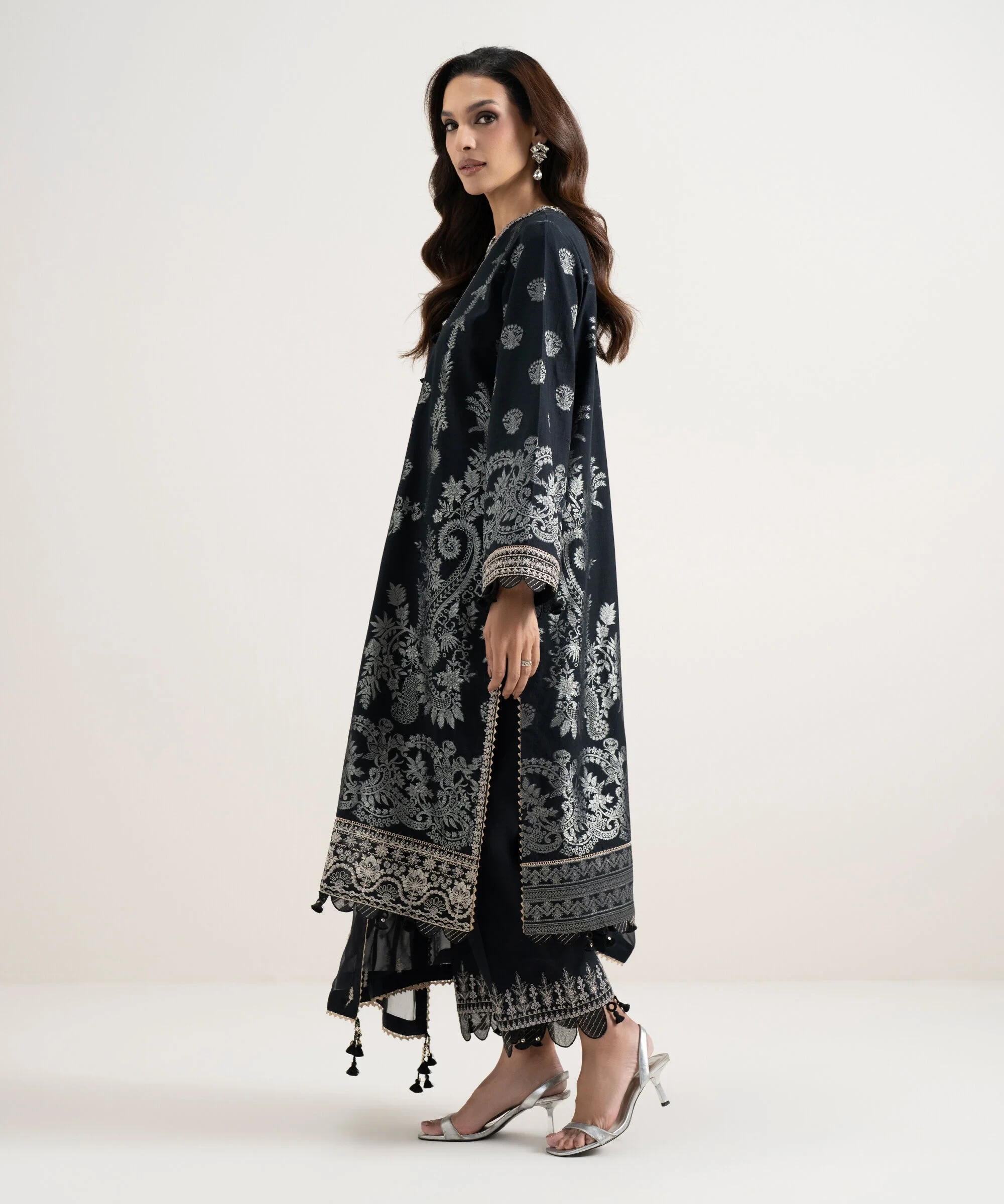 3 Piece Embroidered Jacquard Suit - U3FELXS26V29