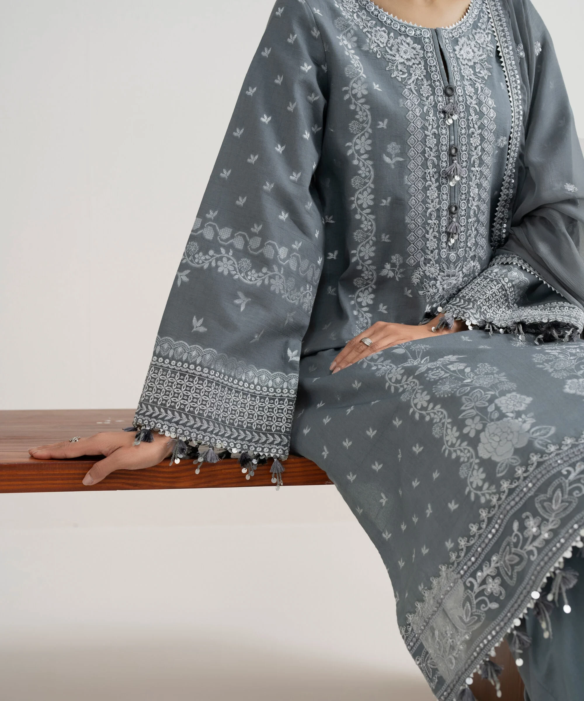 3 Piece Embroidered Jacquard Suit - 3FELXS26V418