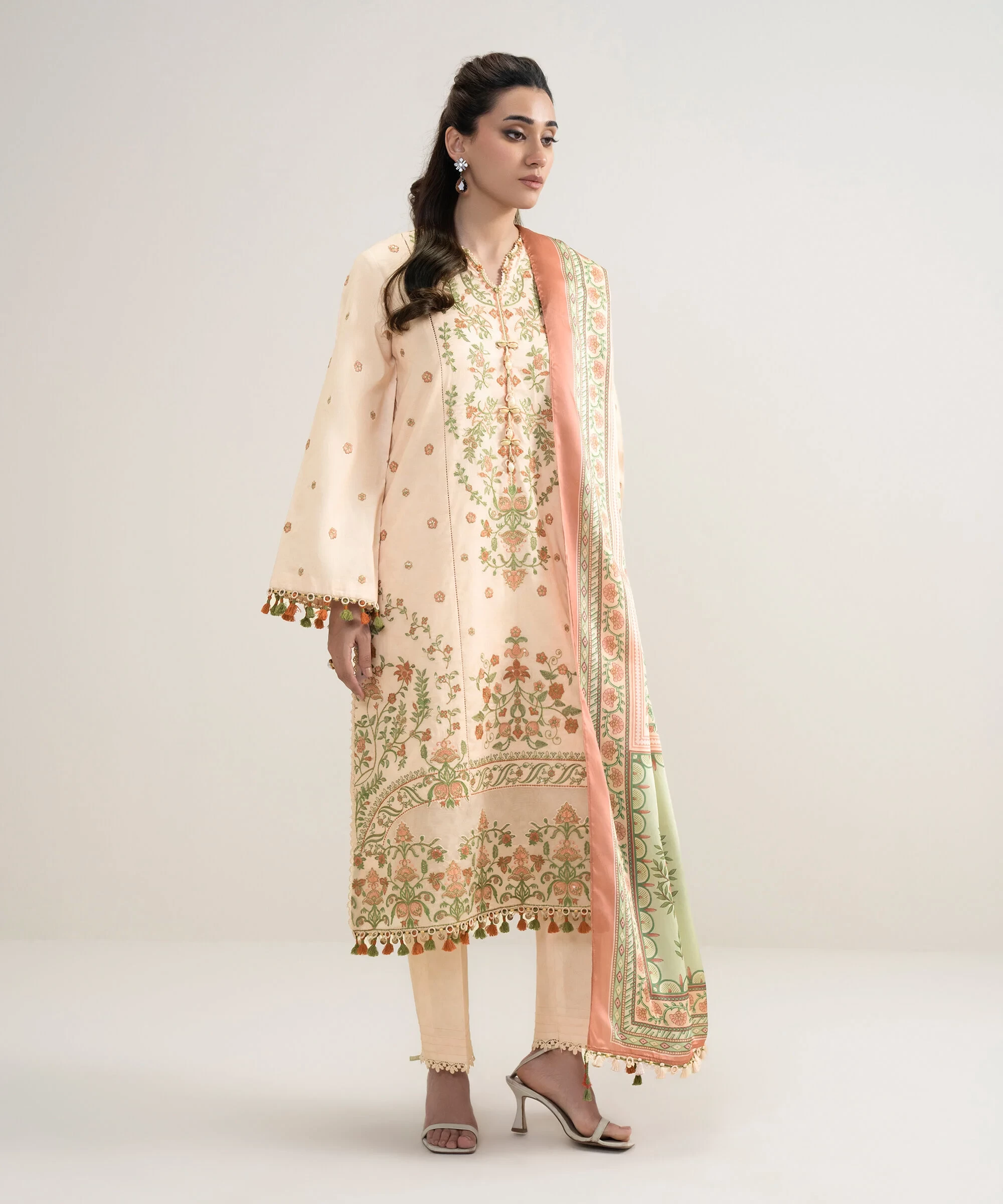 3 Piece Embroidered Lawn Suit - 3PESUS26V316