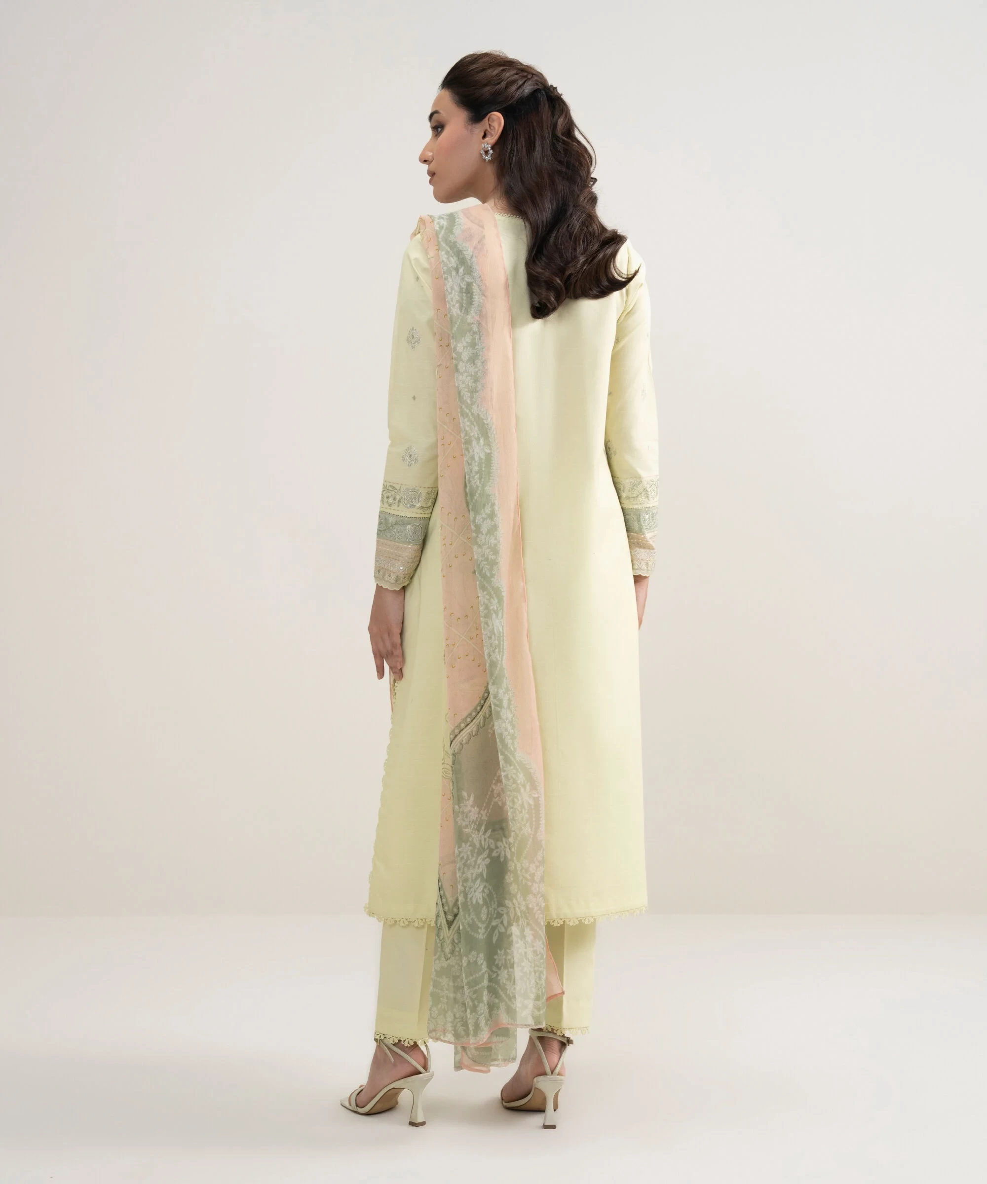 3 Piece Embroidered Lawn Suit - 3PESUS26V421