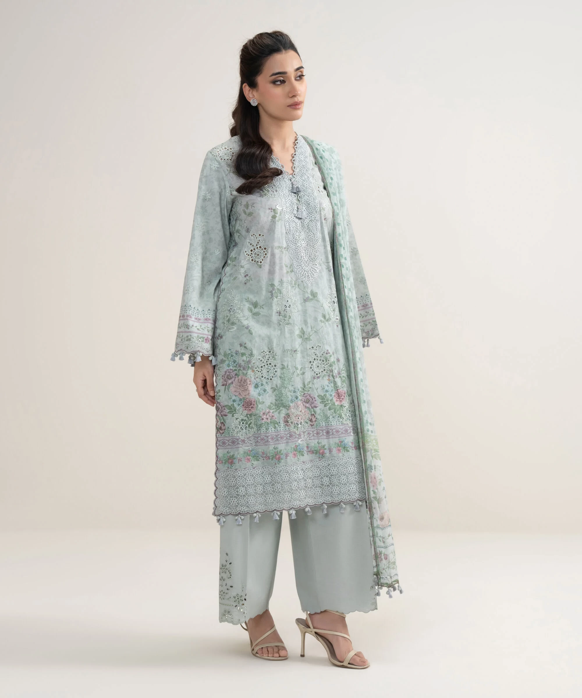 3 Piece Embroidered Lawn Suit - 3PESUS26V146