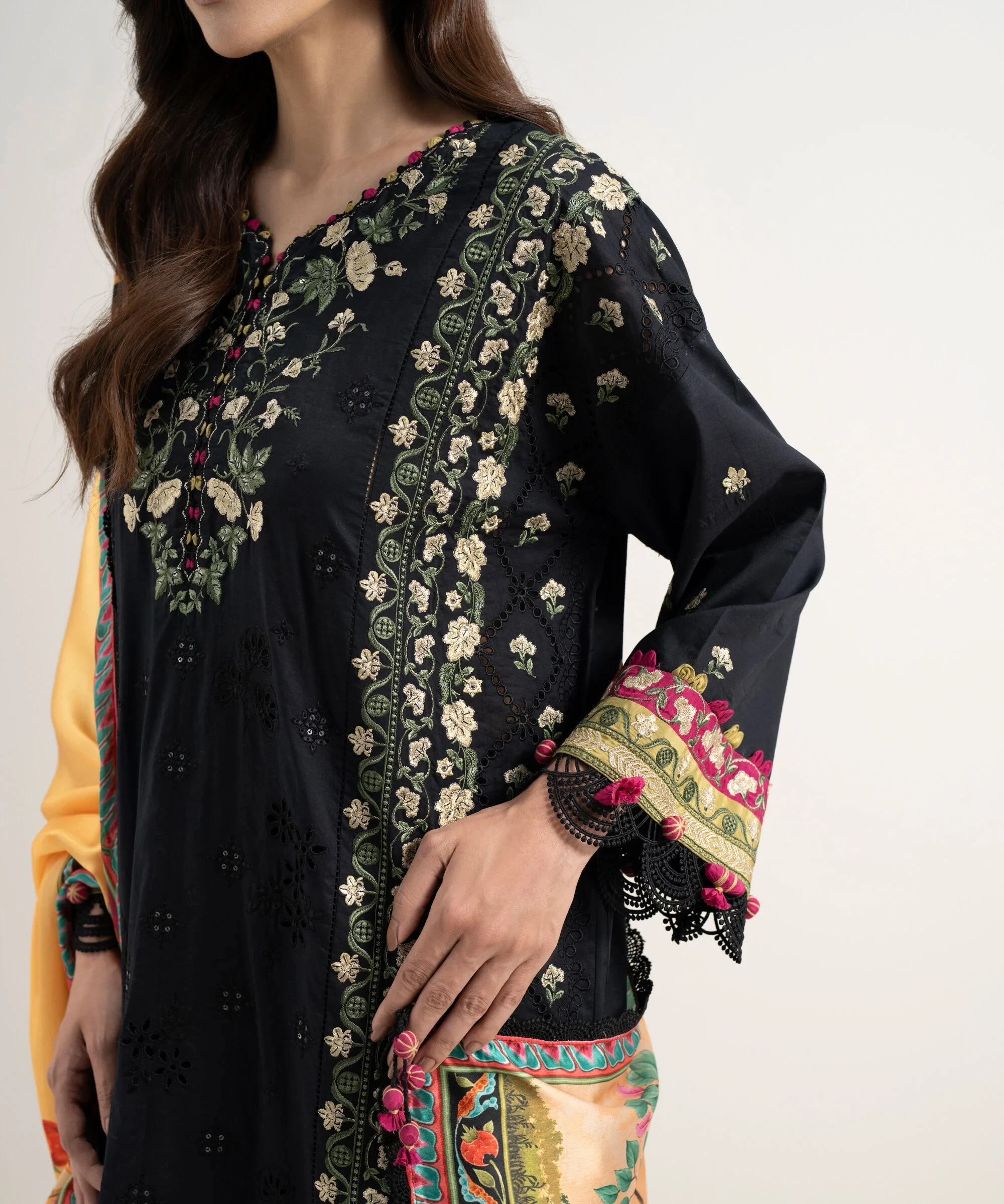 3 Piece Embroidered Lawn Suit - 3PESUS26V310