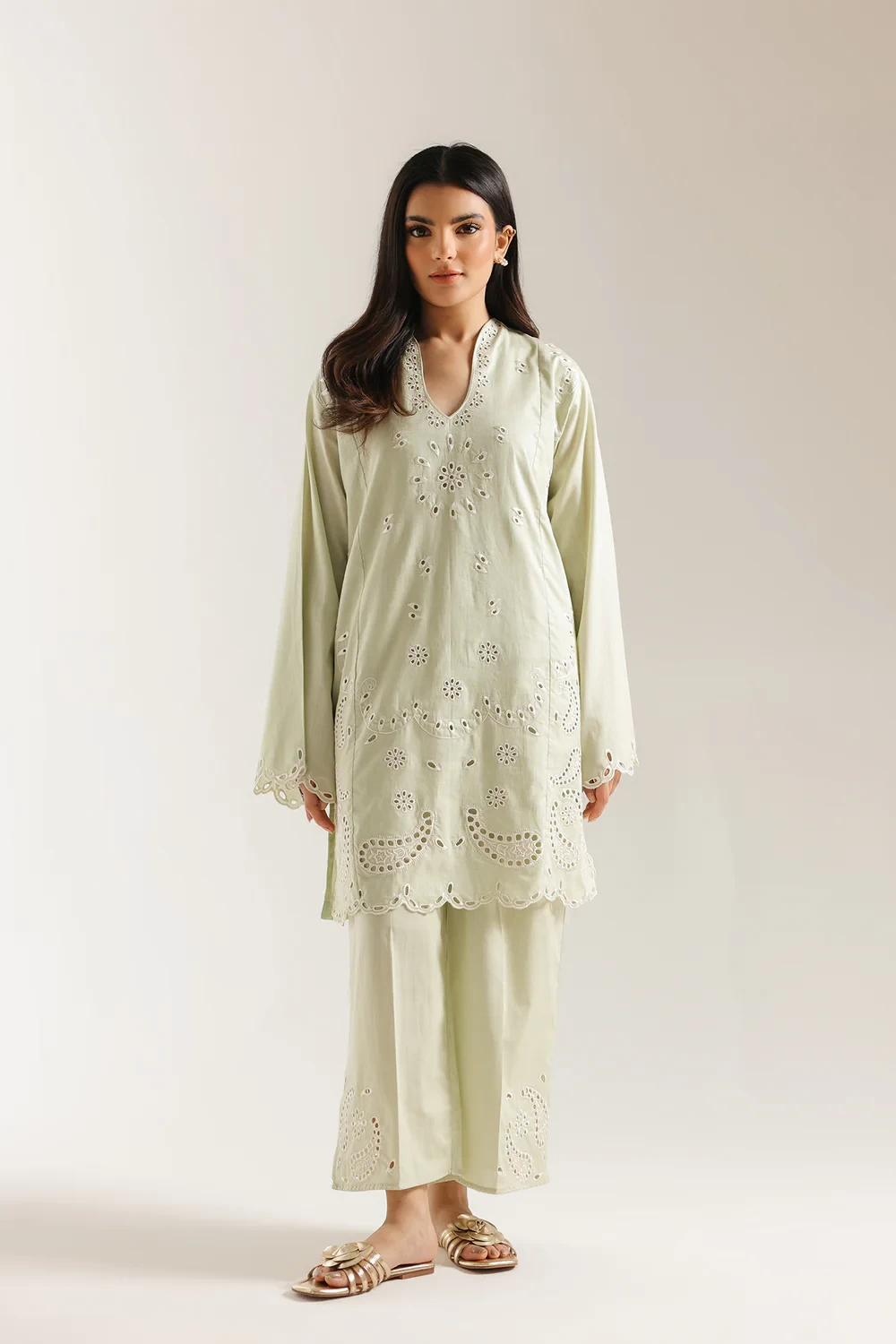 EMBROIDERED SUIT - E7576/102/130
