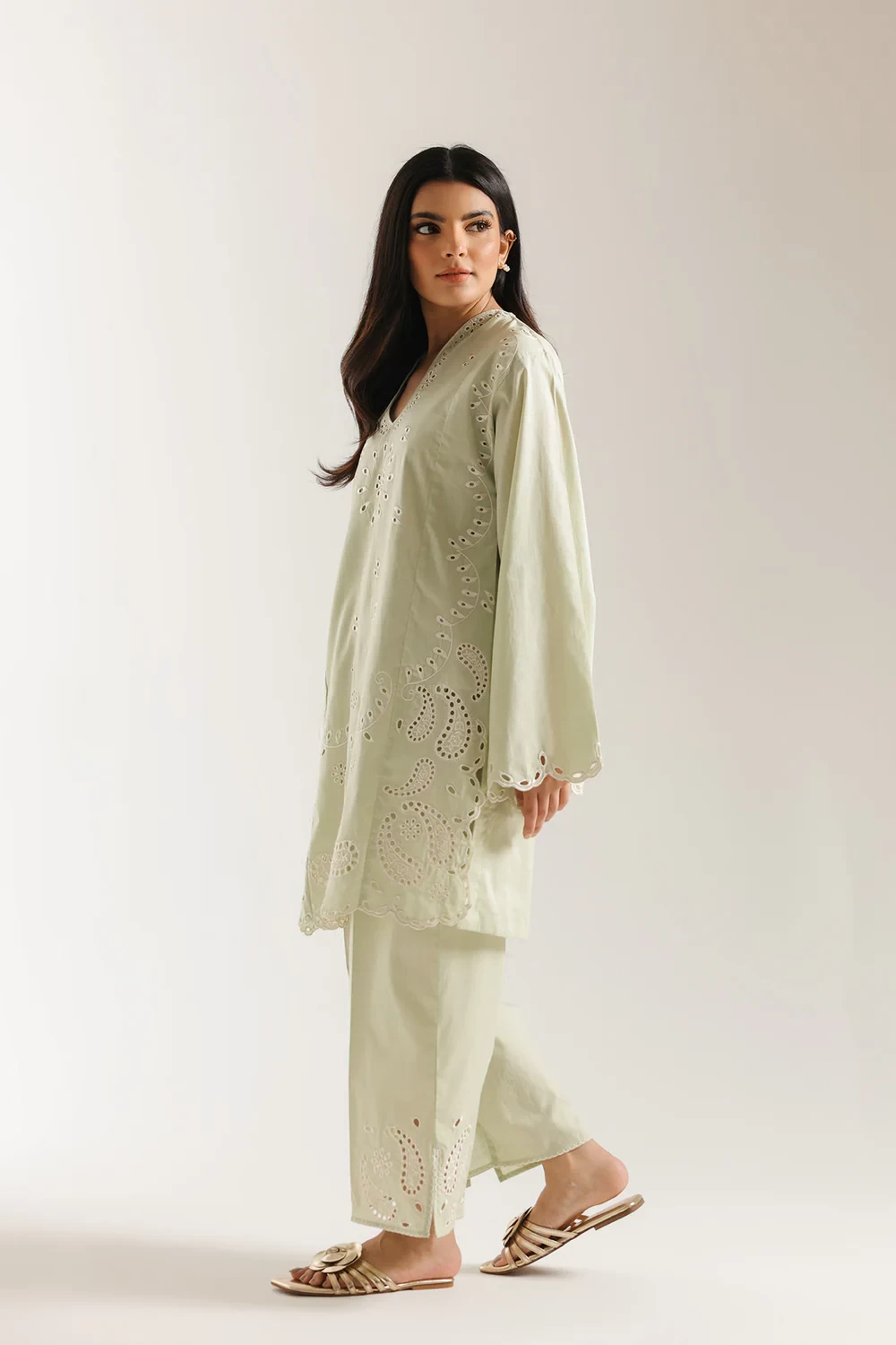 EMBROIDERED SUIT - E7576/102/130