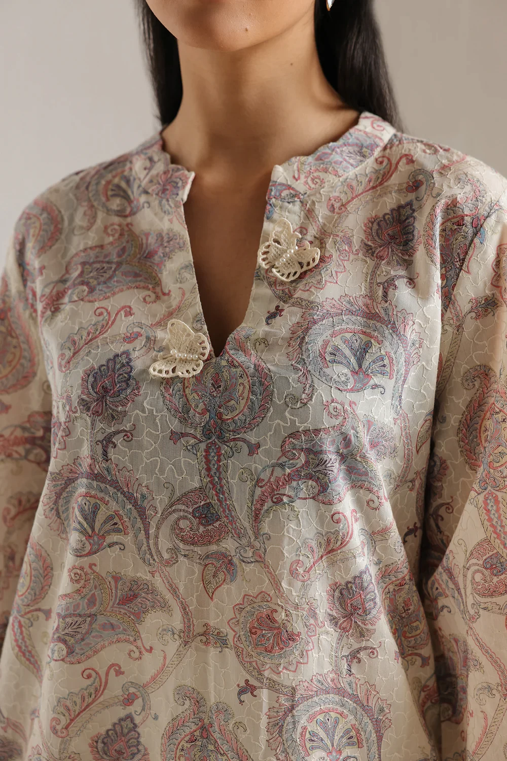 EMBROIDERED SUIT - E7676/102/002