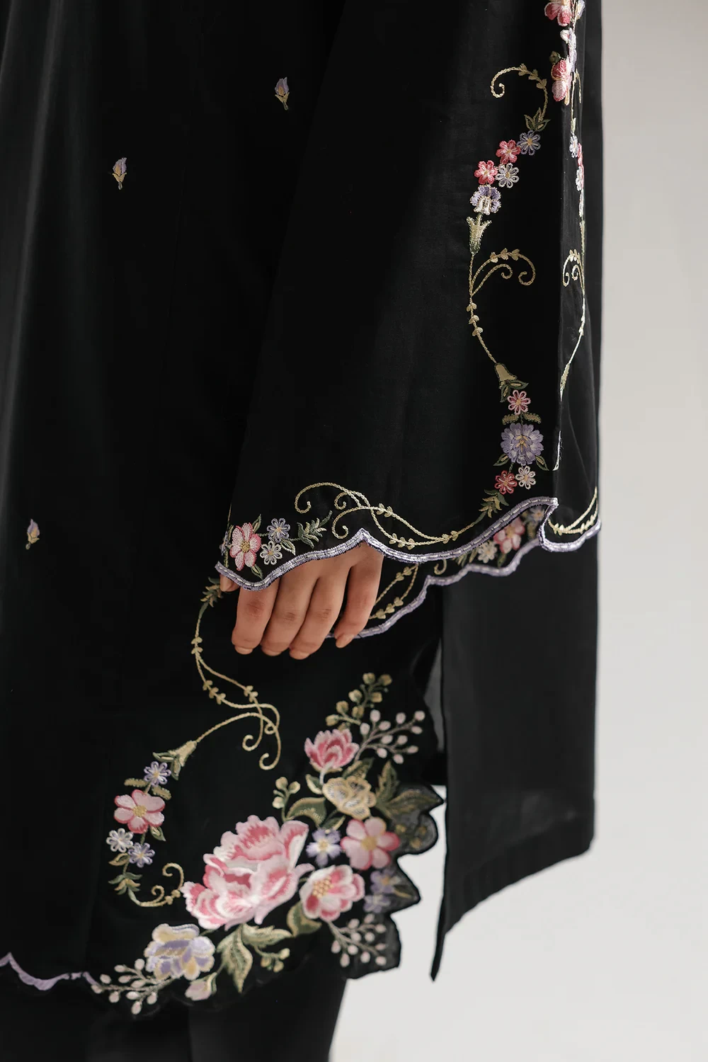 EMBROIDERED SHIRT -  E7758/102/902