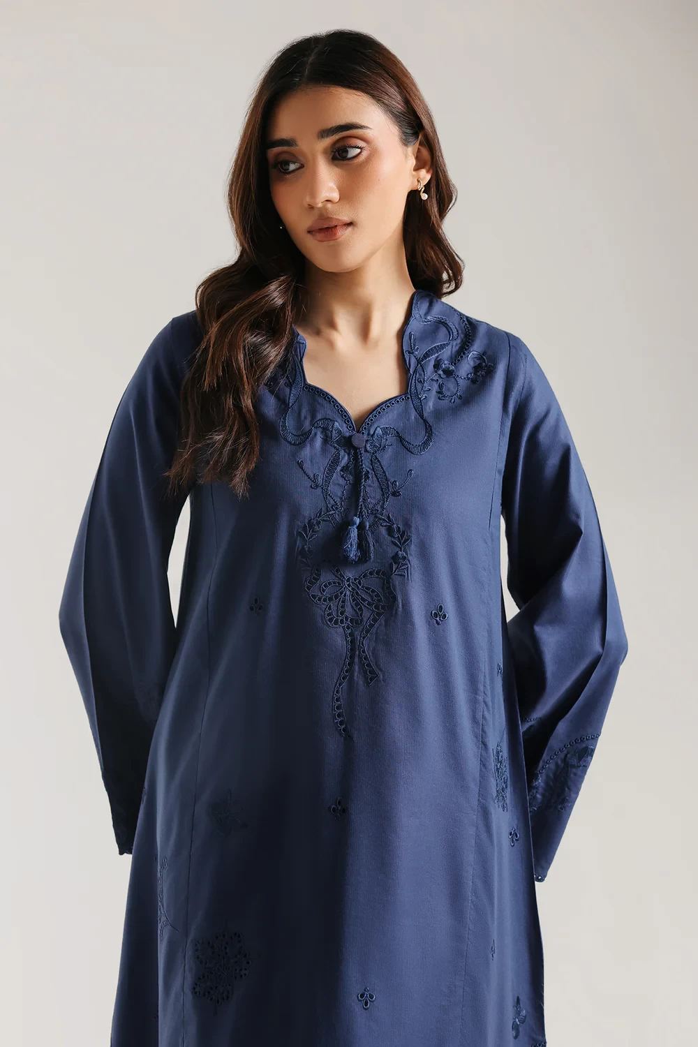 EMBROIDERED DRESS - E7524/102/622
